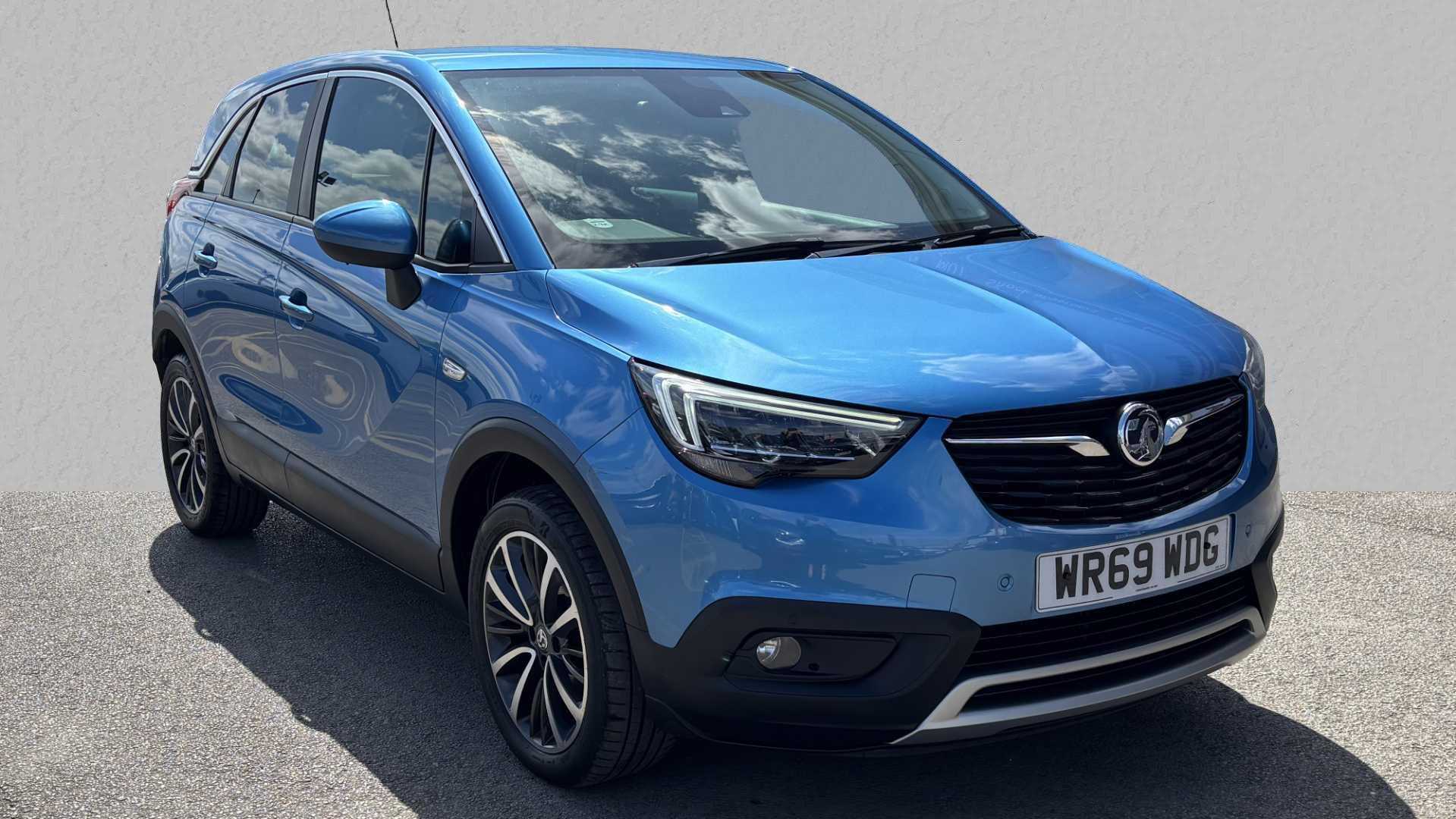 Main listing image - Vauxhall Crossland X