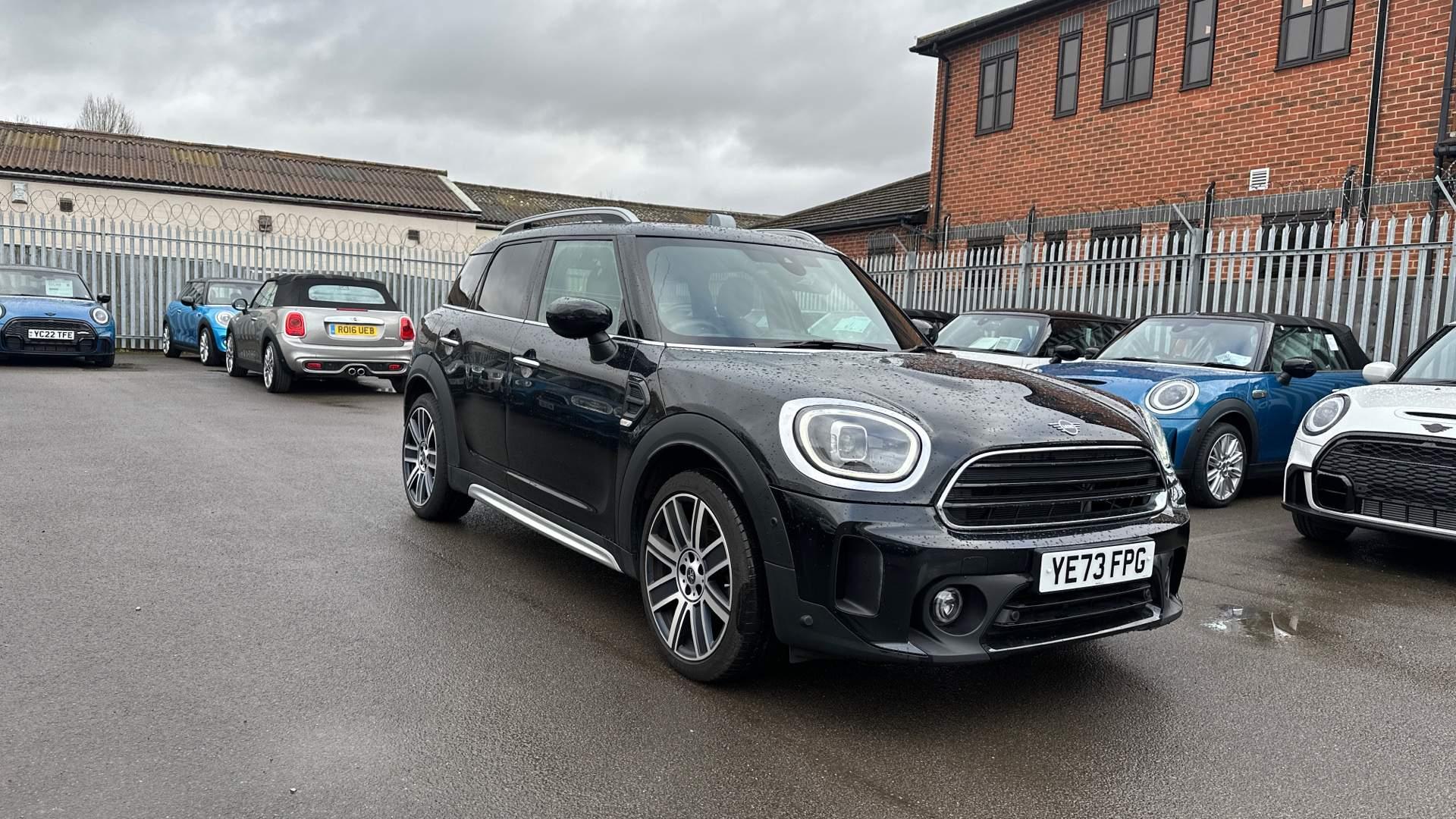 Main listing image - MINI Countryman