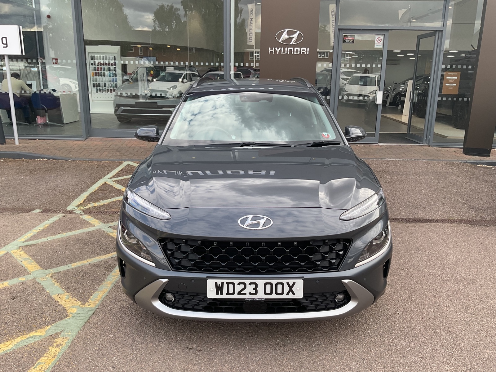 Main listing image - Hyundai Kona