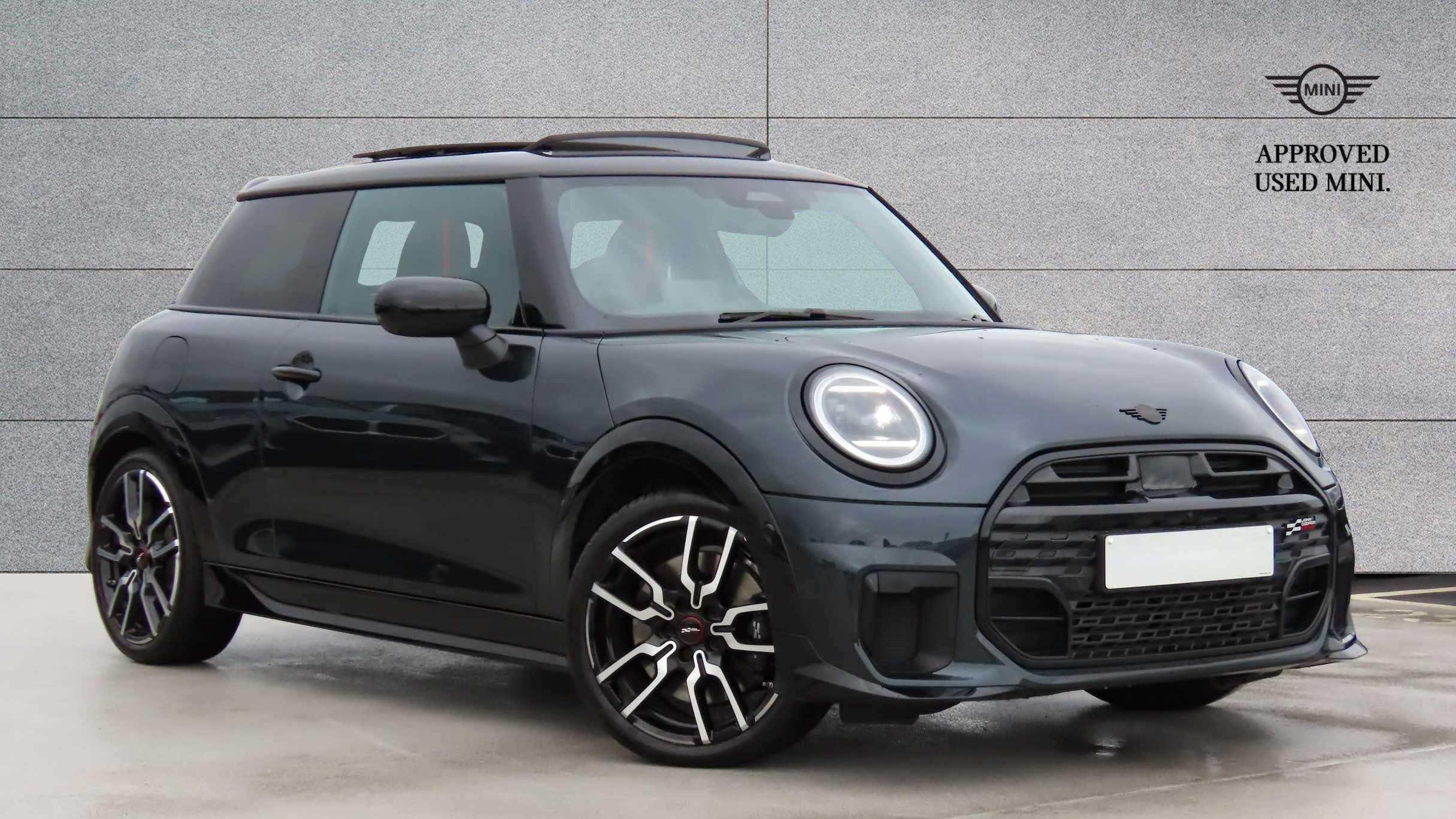 Main listing image - MINI Hatchback