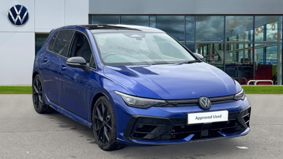 Main listing image - Volkswagen Golf R
