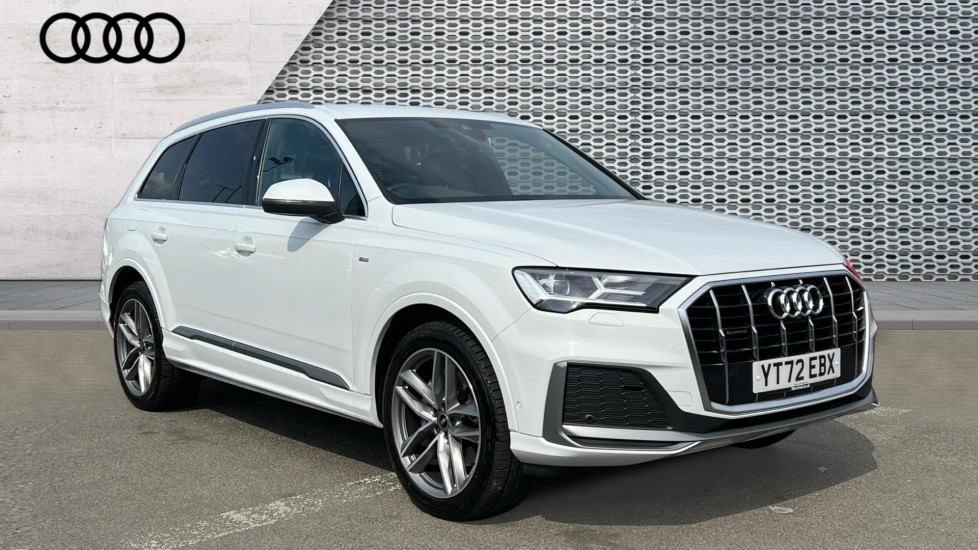 Main listing image - Audi Q7