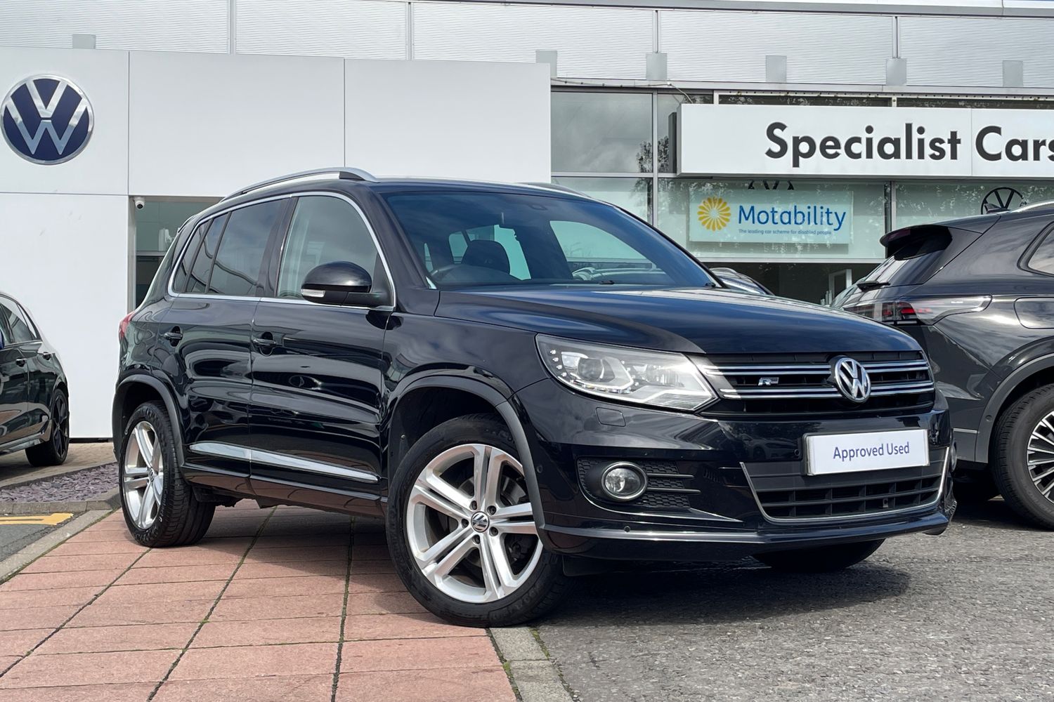 Main listing image - Volkswagen Tiguan