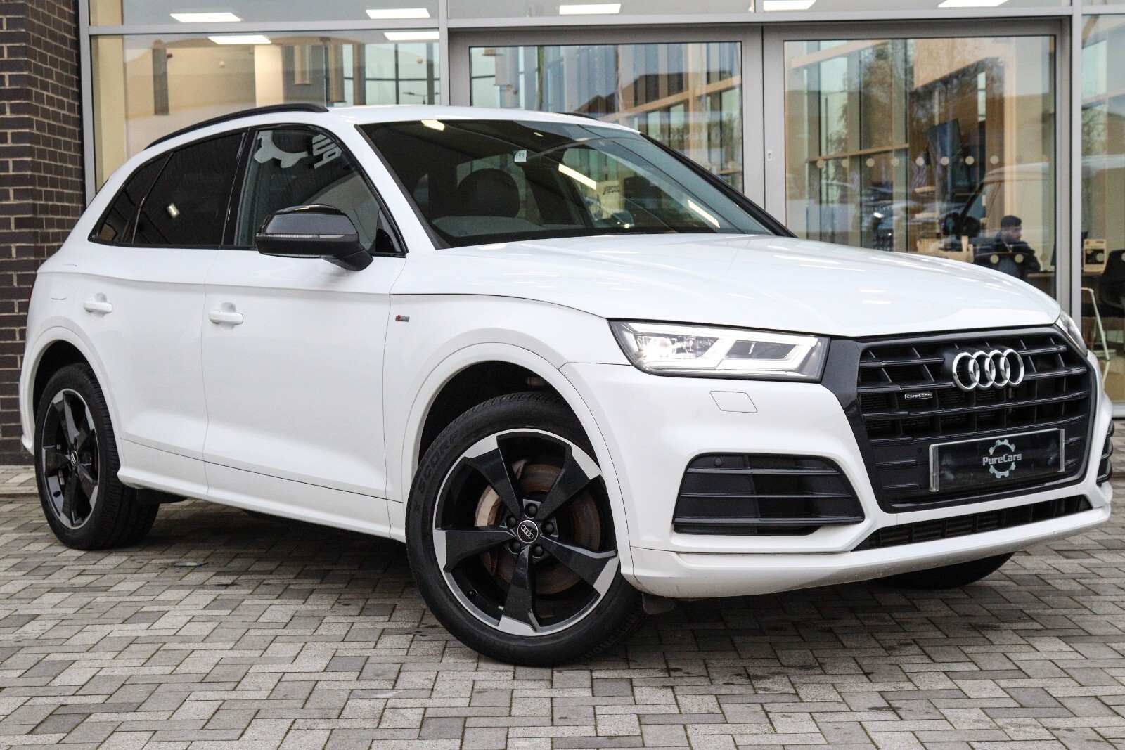 Main listing image - Audi Q5