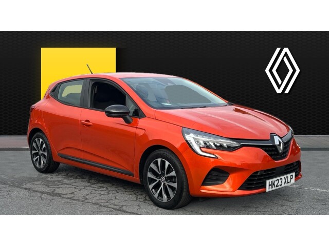 Main listing image - Renault Clio