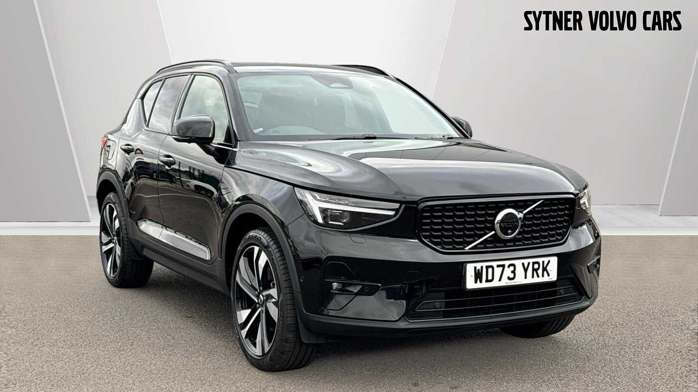 Main listing image - Volvo XC40