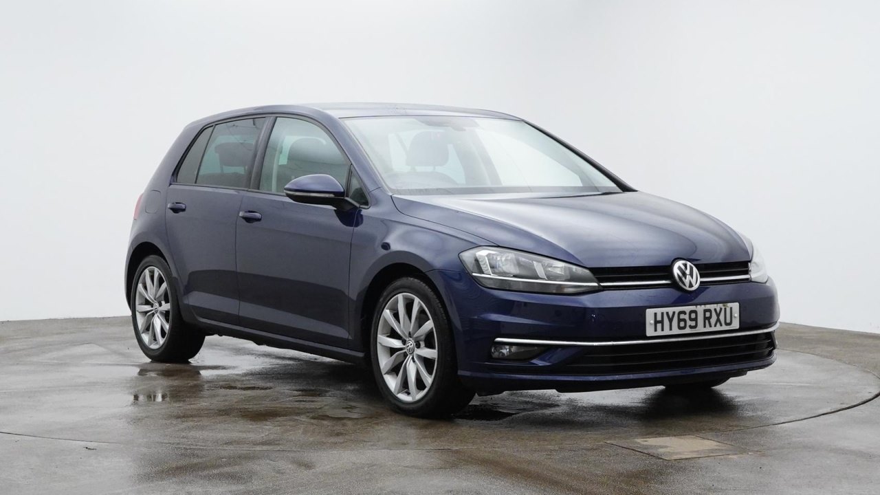 Main listing image - Volkswagen Golf