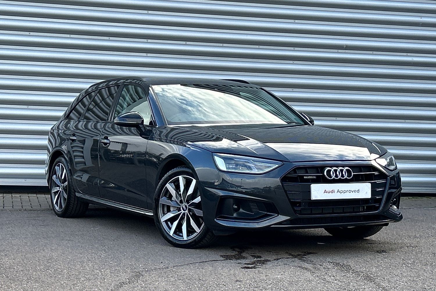 Main listing image - Audi A4 Avant