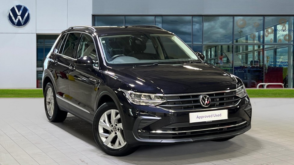 Main listing image - Volkswagen Tiguan