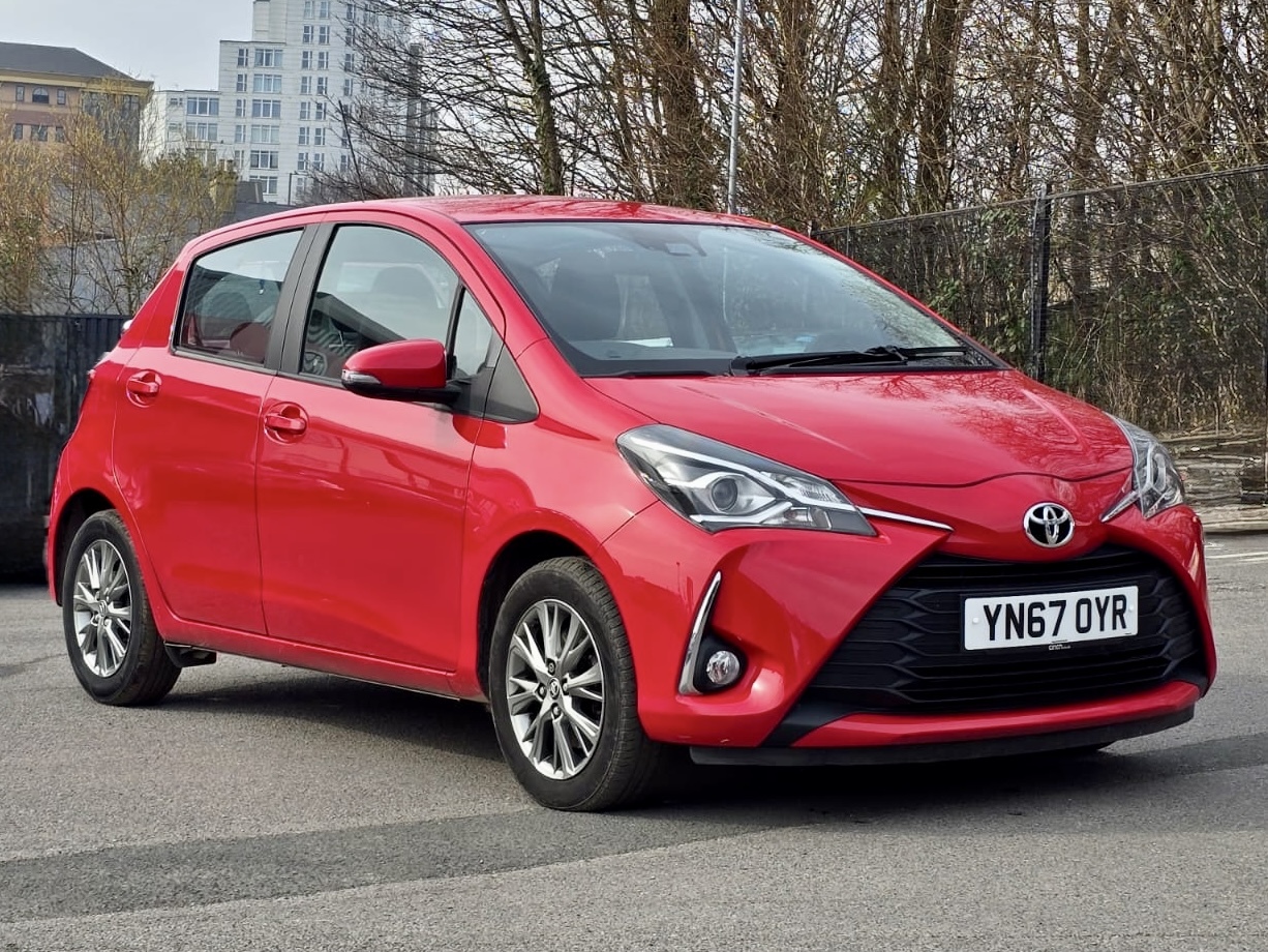 Main listing image - Toyota Yaris