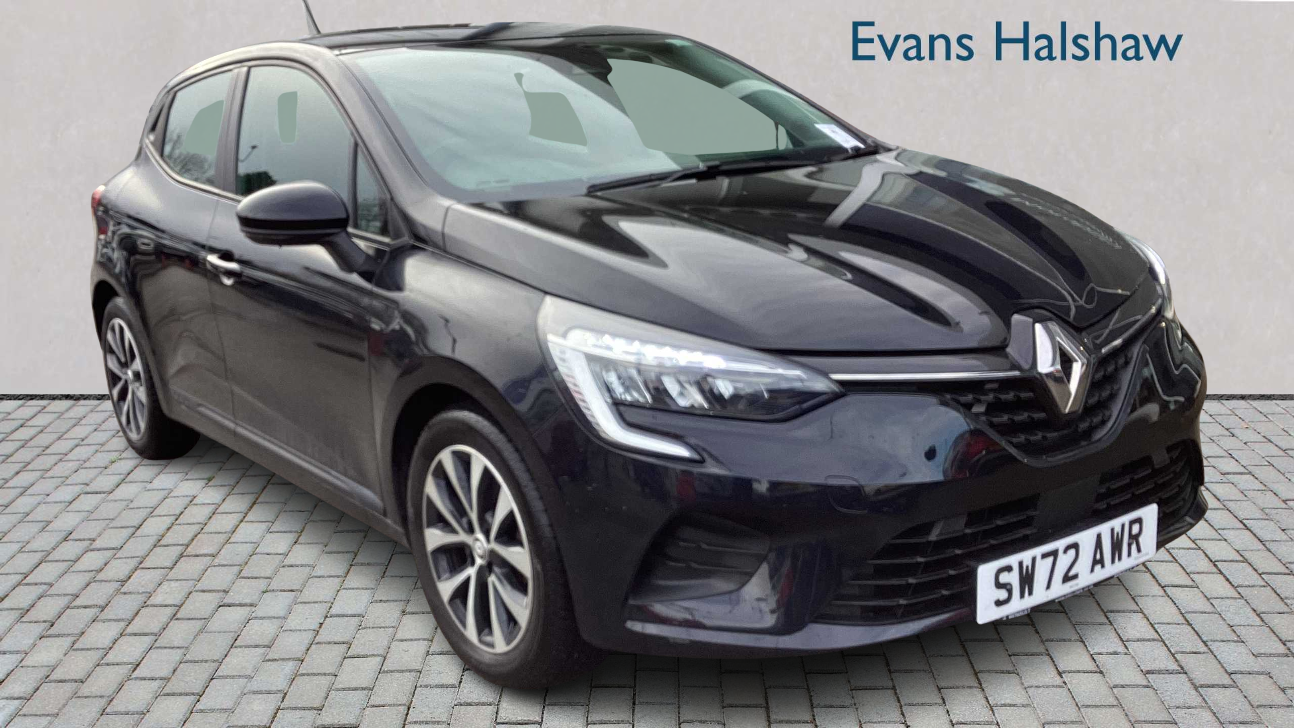 Main listing image - Renault Clio