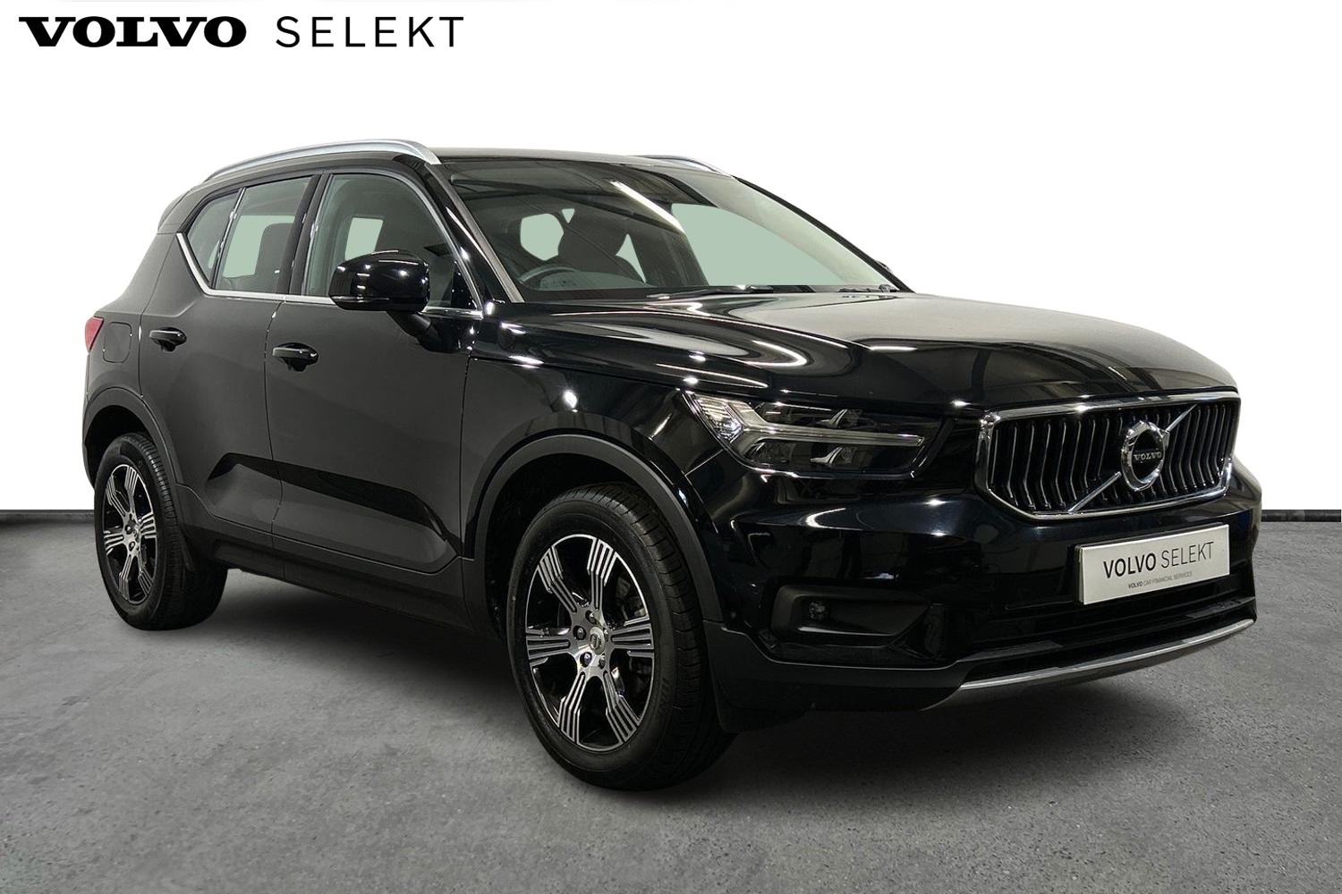 Main listing image - Volvo XC40