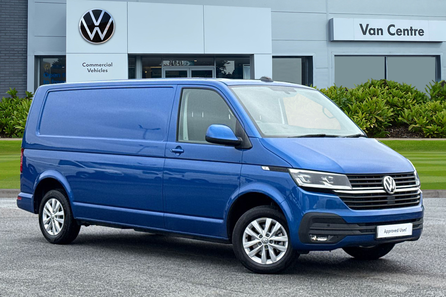 Main listing image - Volkswagen Transporter