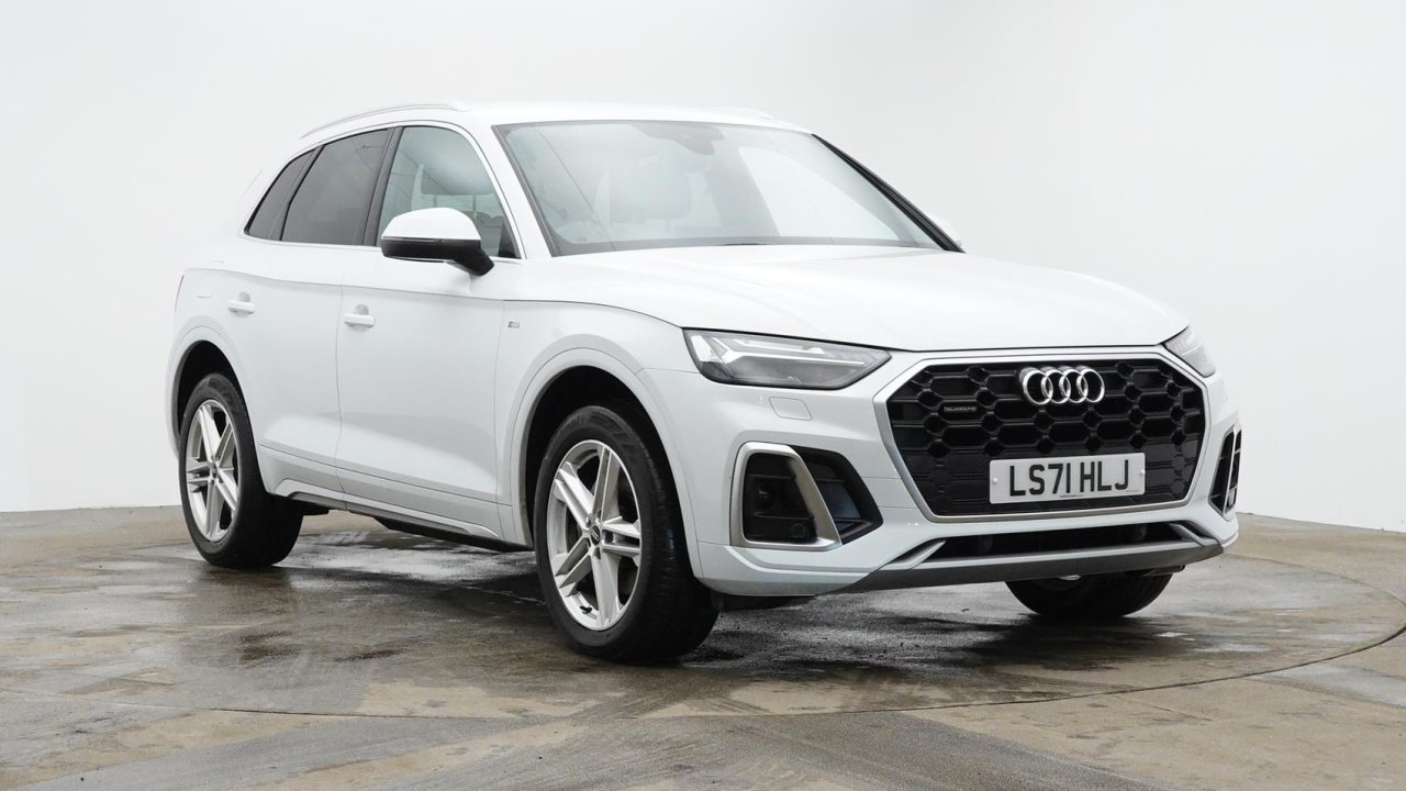 Main listing image - Audi Q5