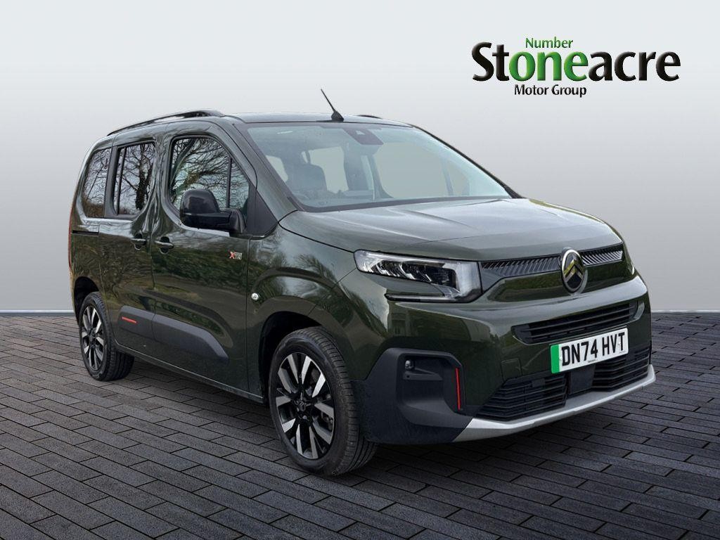Main listing image - Citroen e-Berlingo