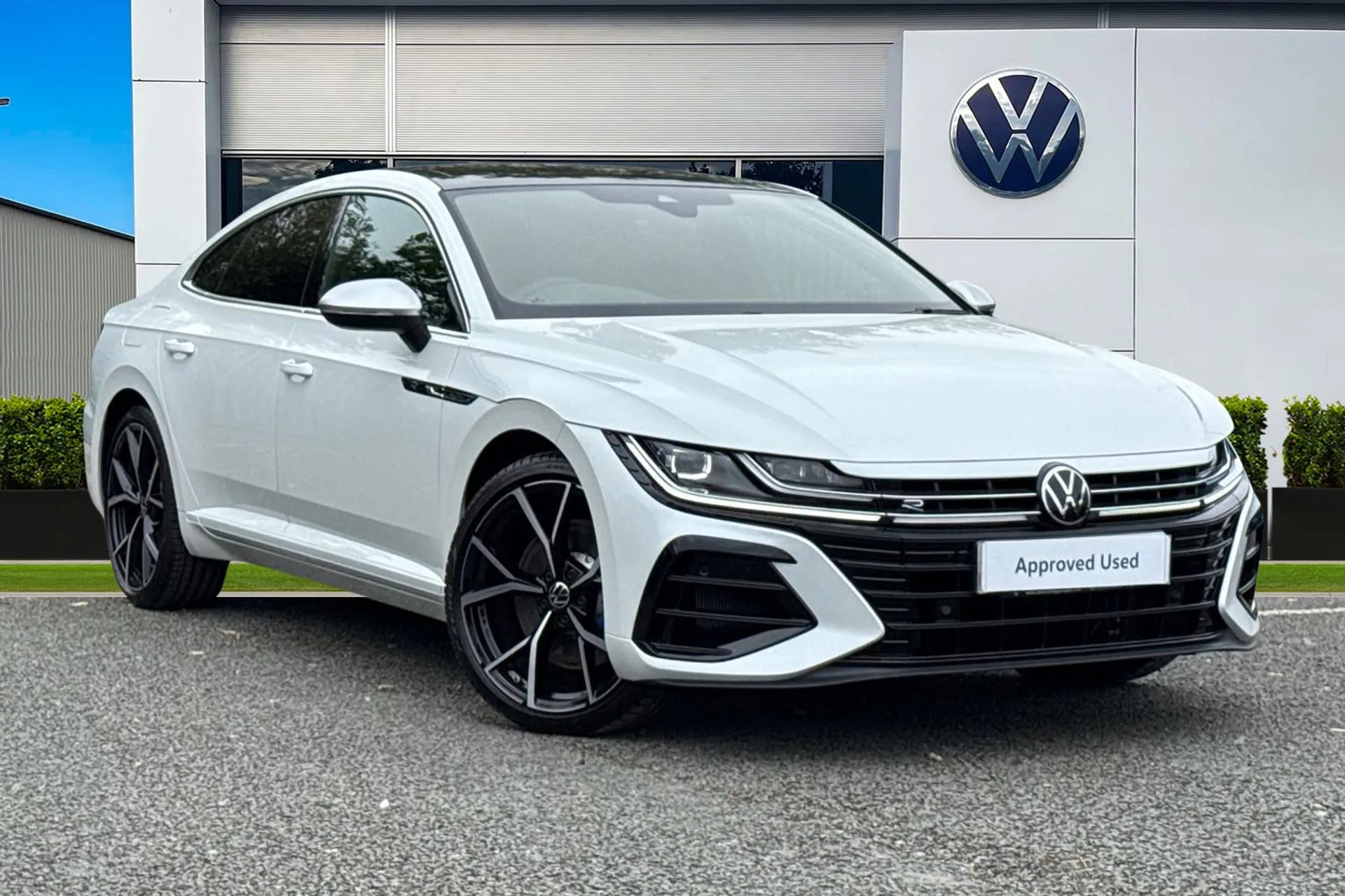 Main listing image - Volkswagen Arteon
