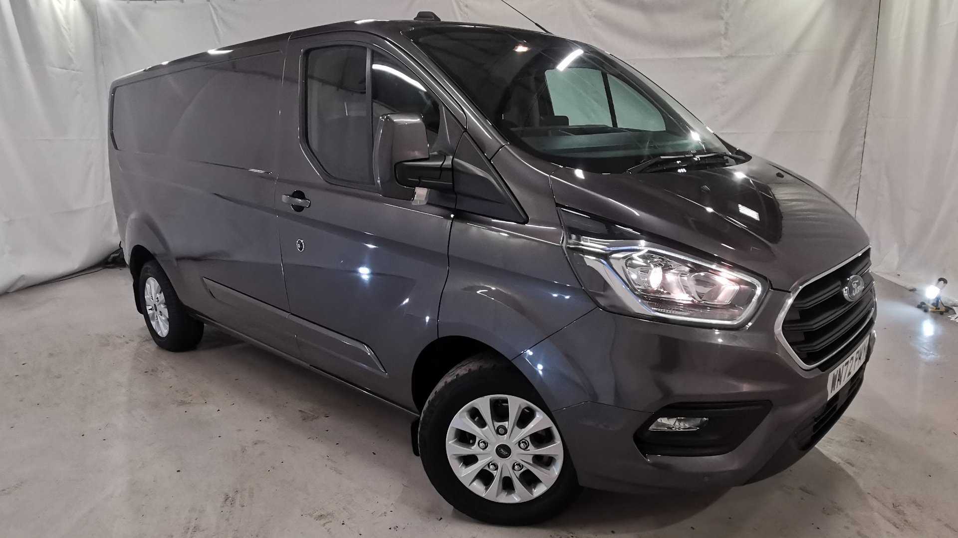 Main listing image - Ford Transit Custom