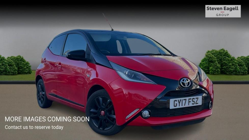 Main listing image - Toyota Aygo