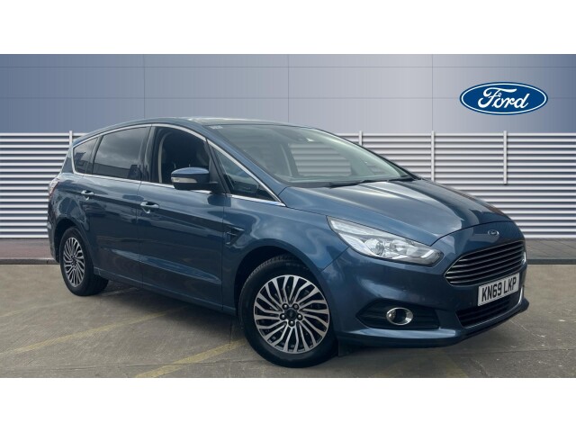 Main listing image - Ford S-MAX