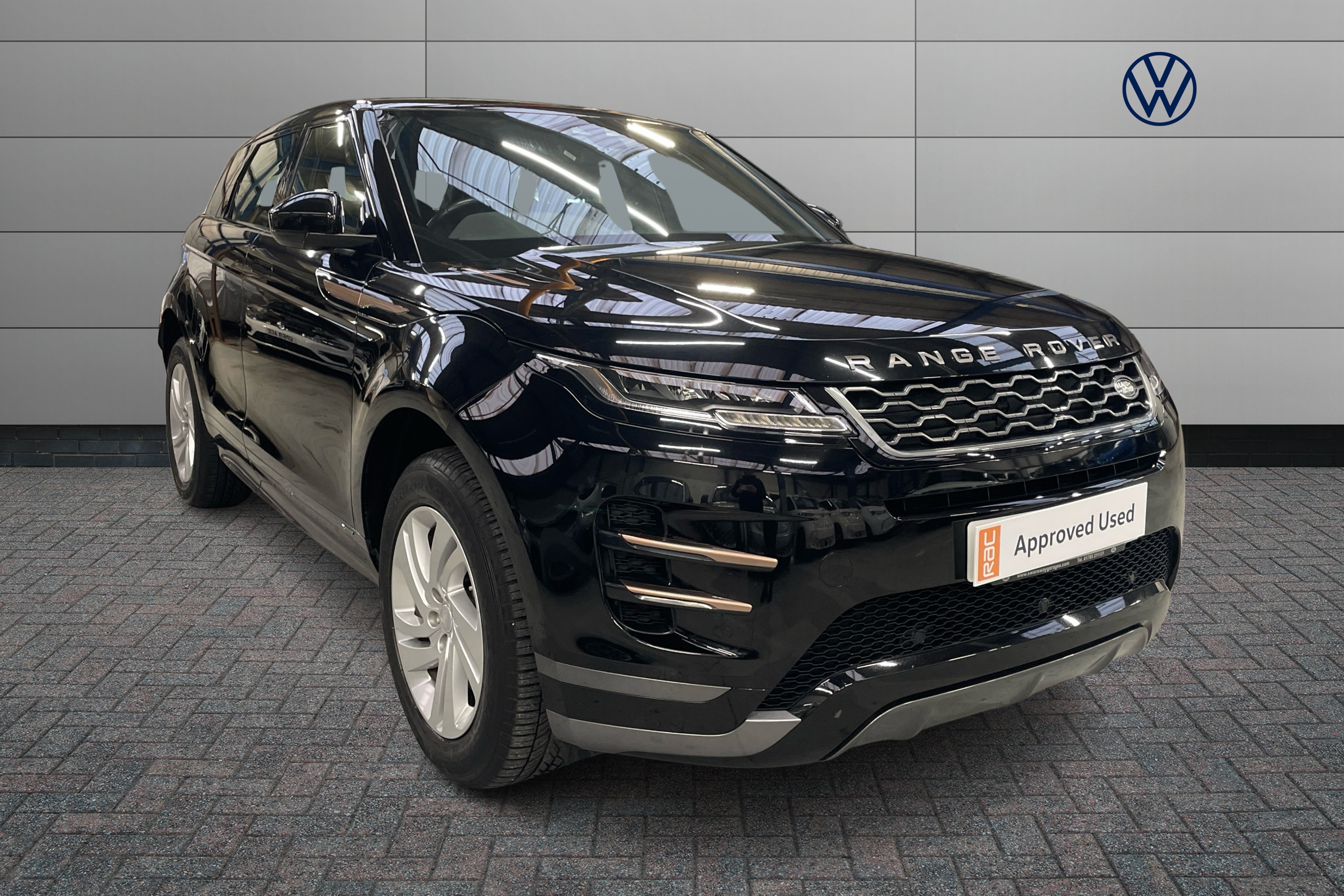Main listing image - Land Rover Range Rover Evoque