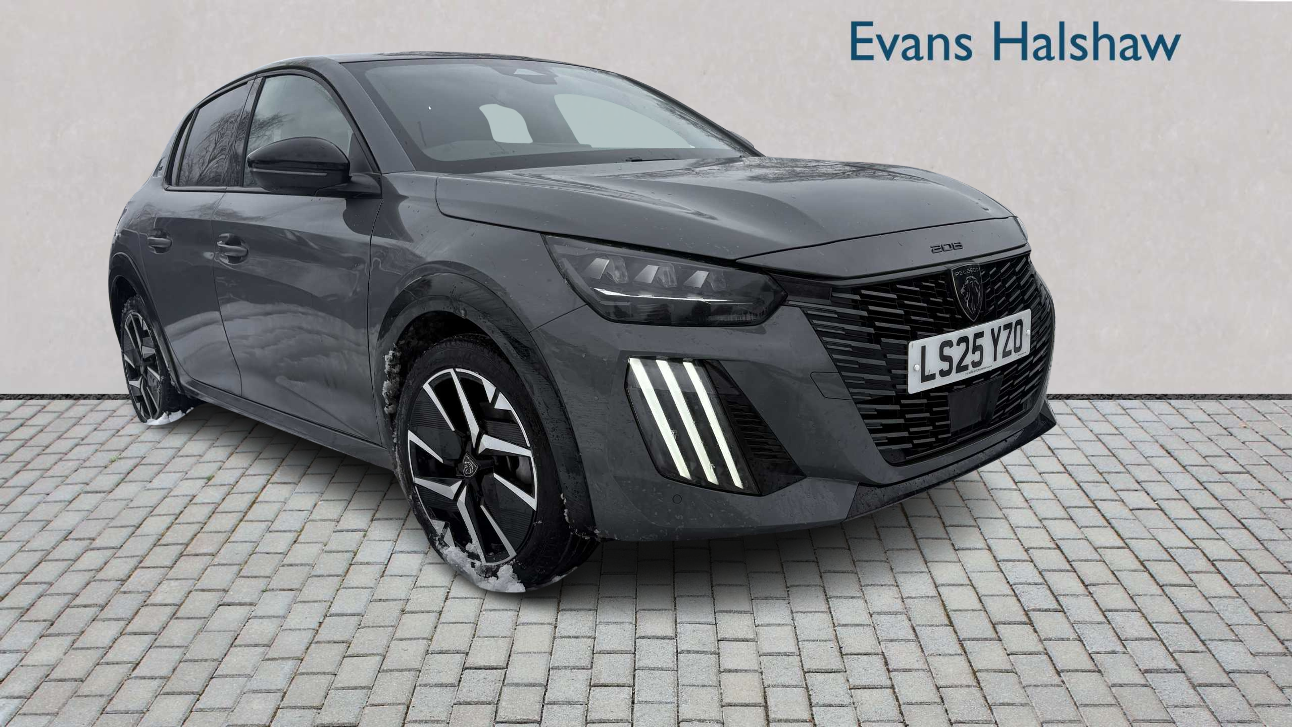 Main listing image - Peugeot 208