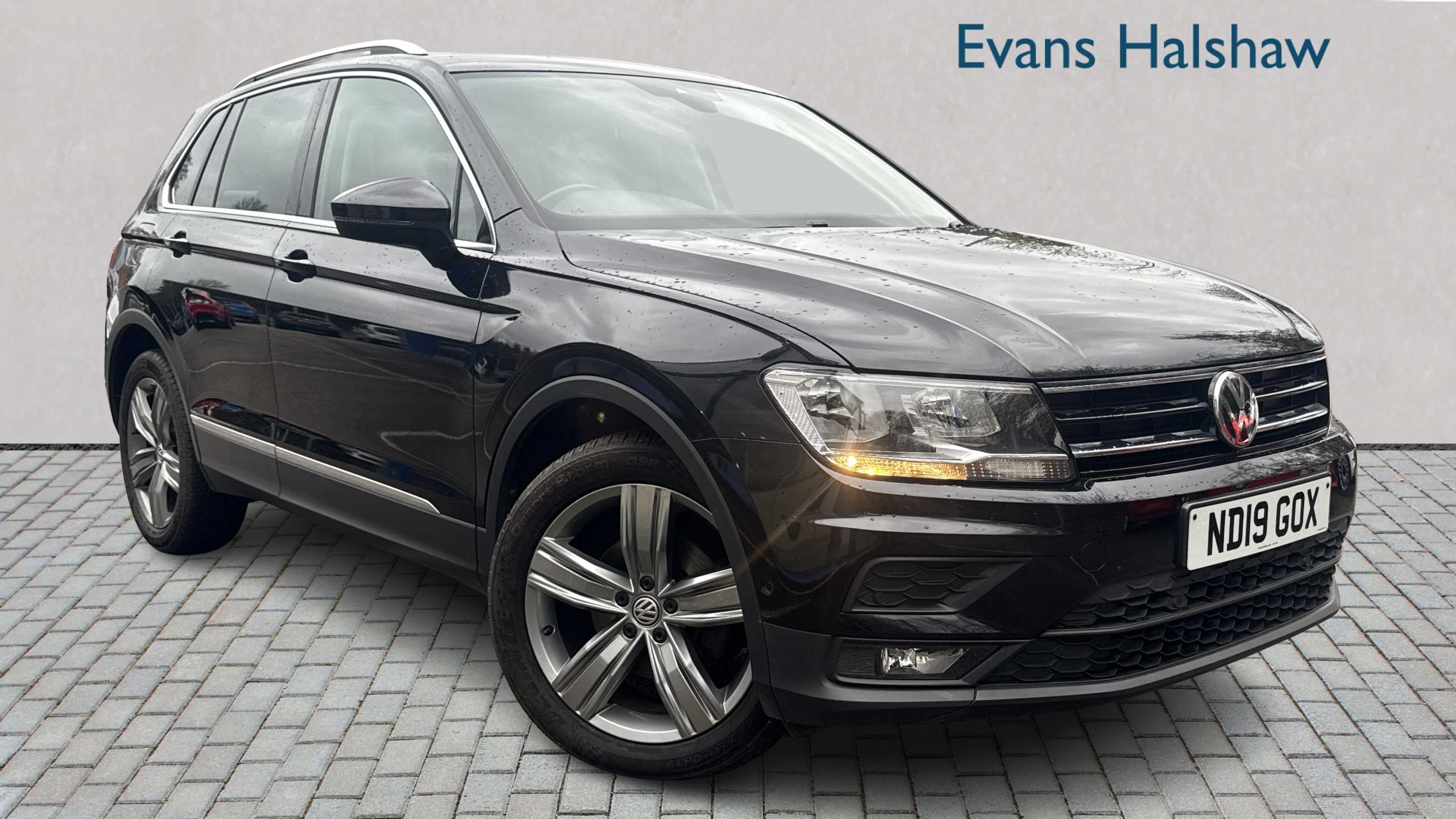 Main listing image - Volkswagen Tiguan