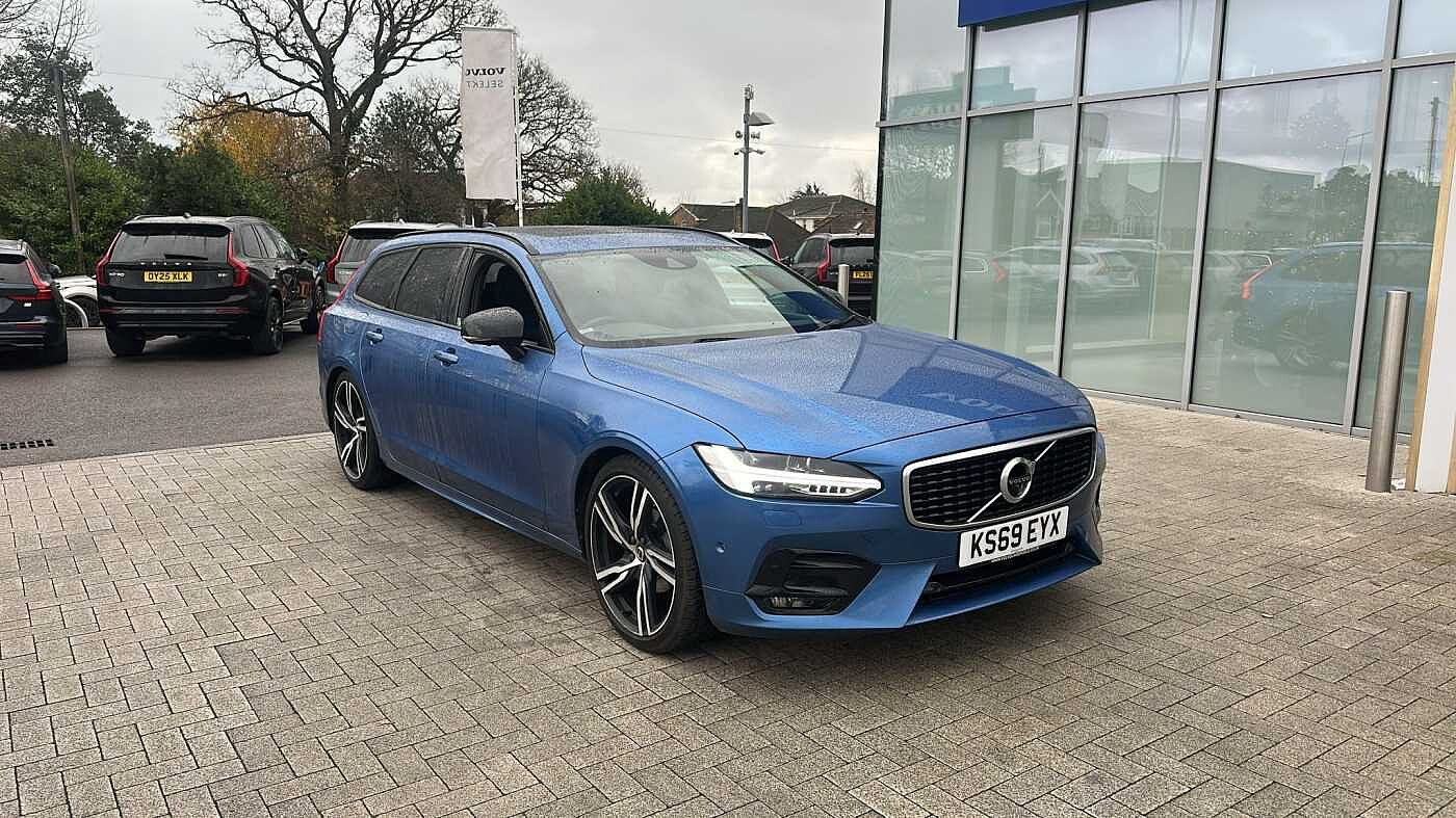Main listing image - Volvo V90