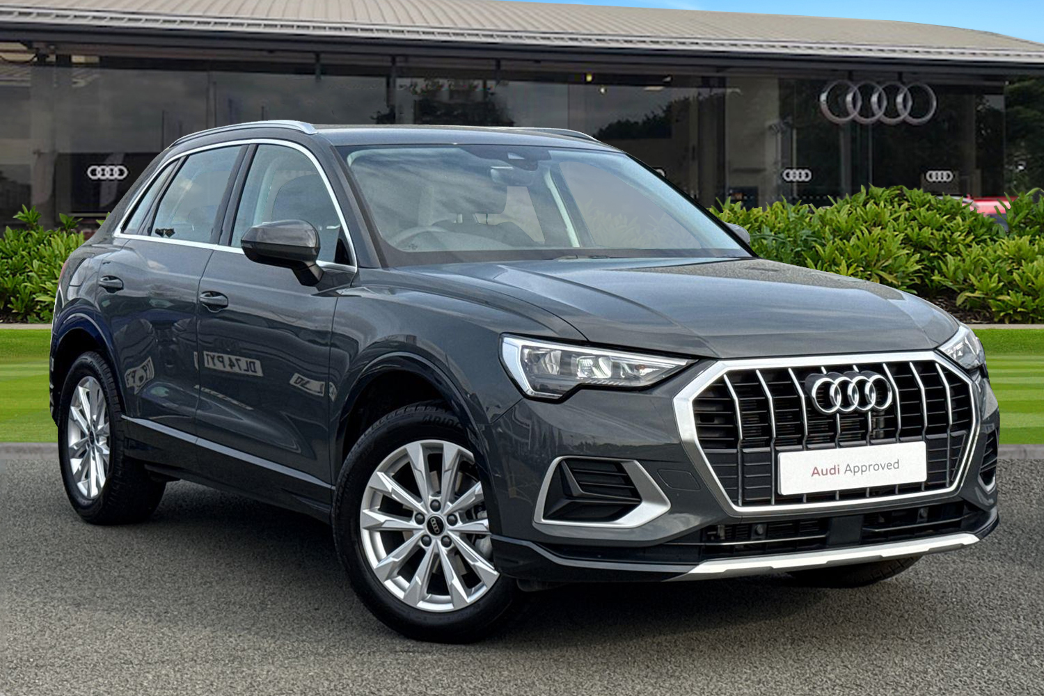 Main listing image - Audi Q3