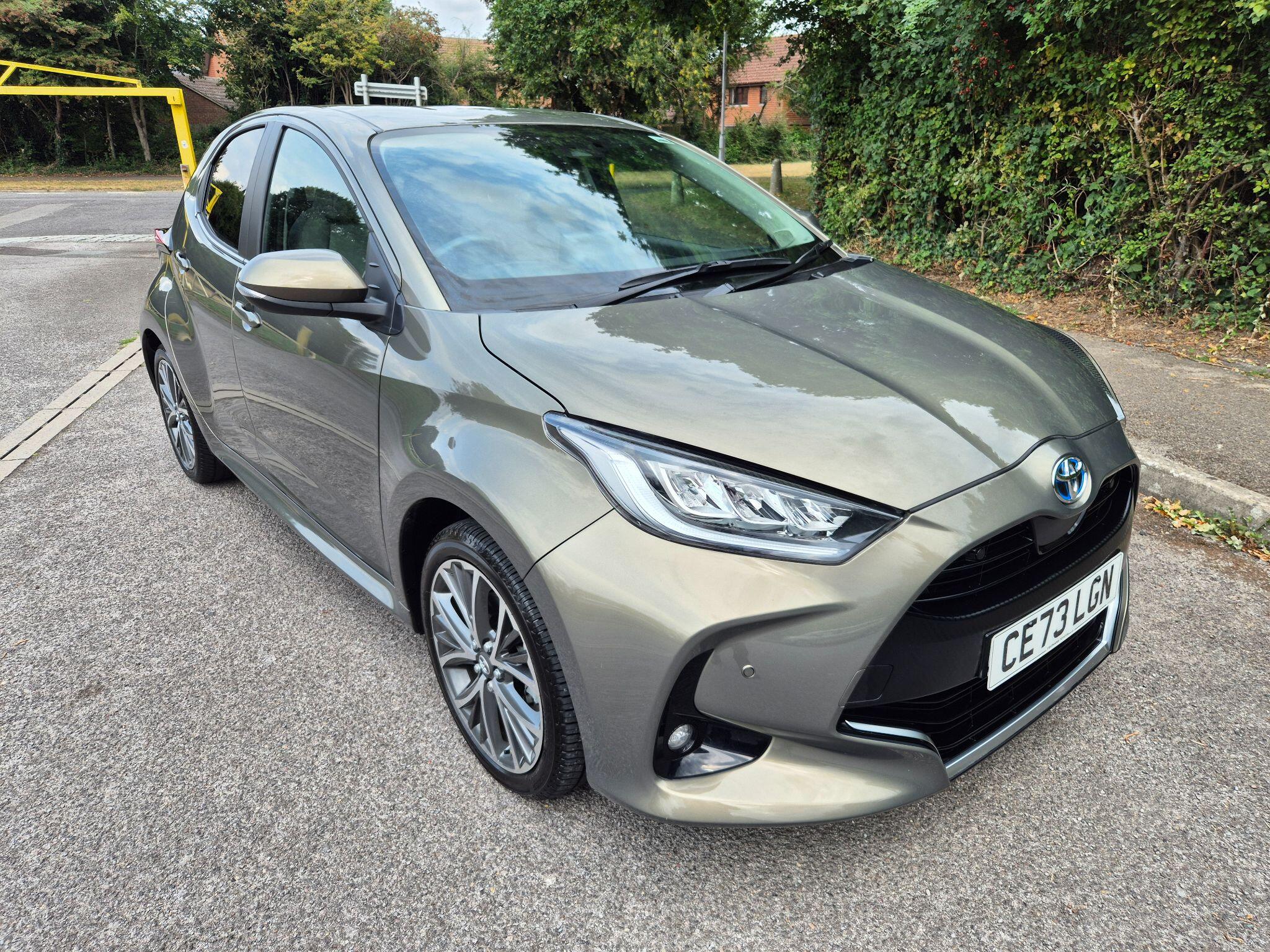 Main listing image - Toyota Yaris