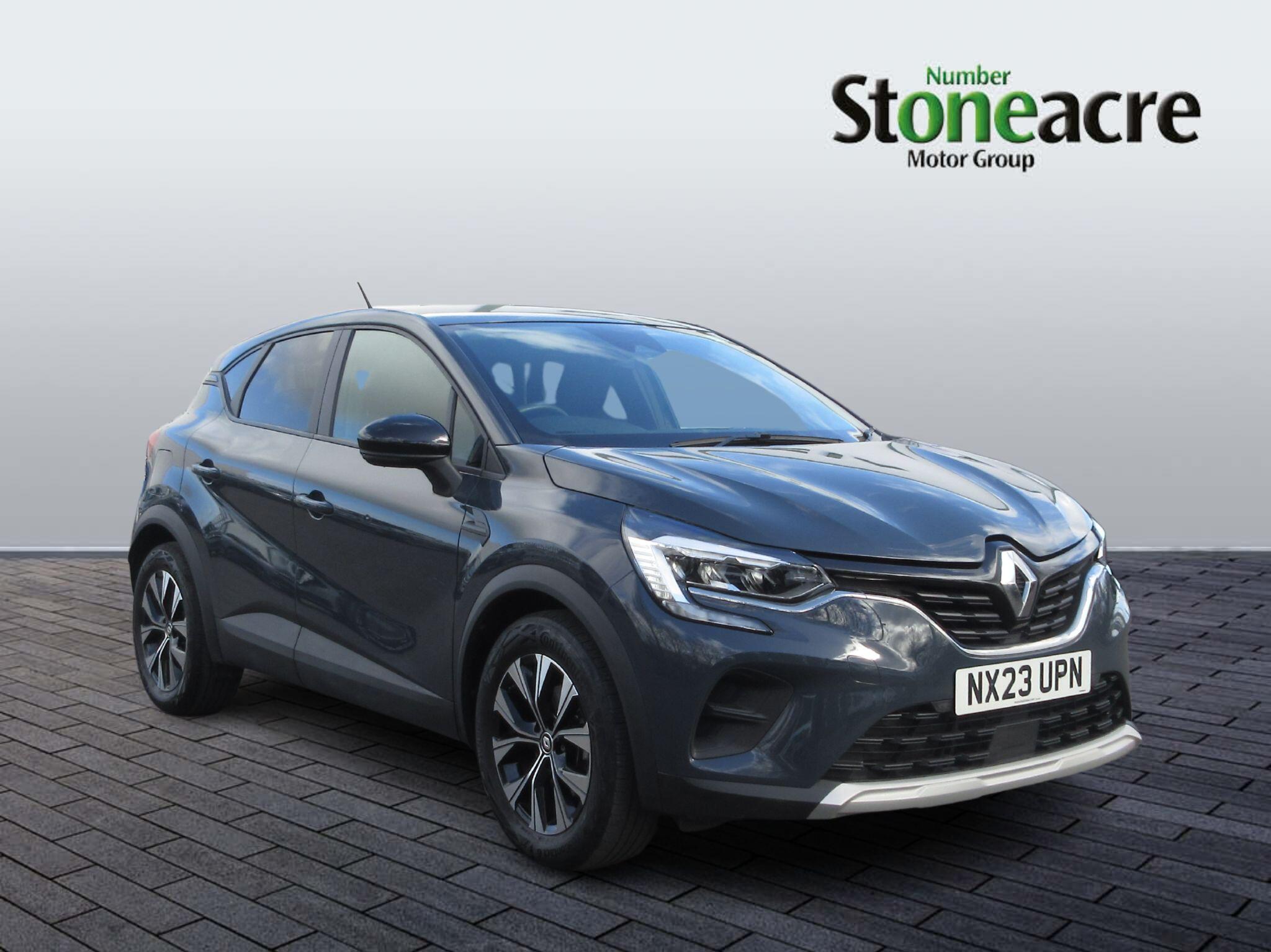 Main listing image - Renault Captur