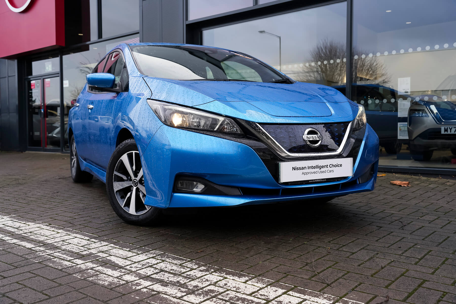 Main listing image - Nissan Leaf