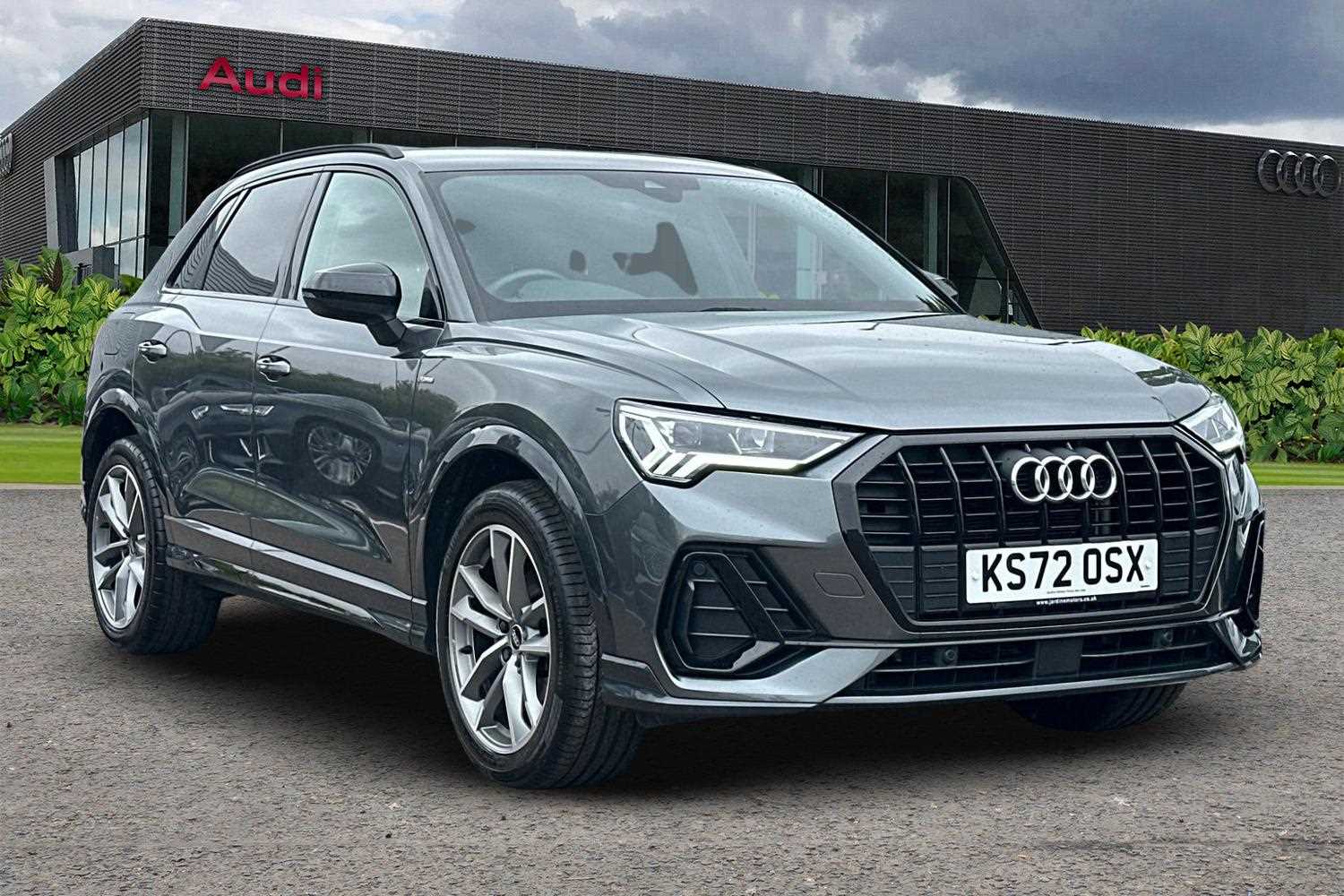 Main listing image - Audi Q3