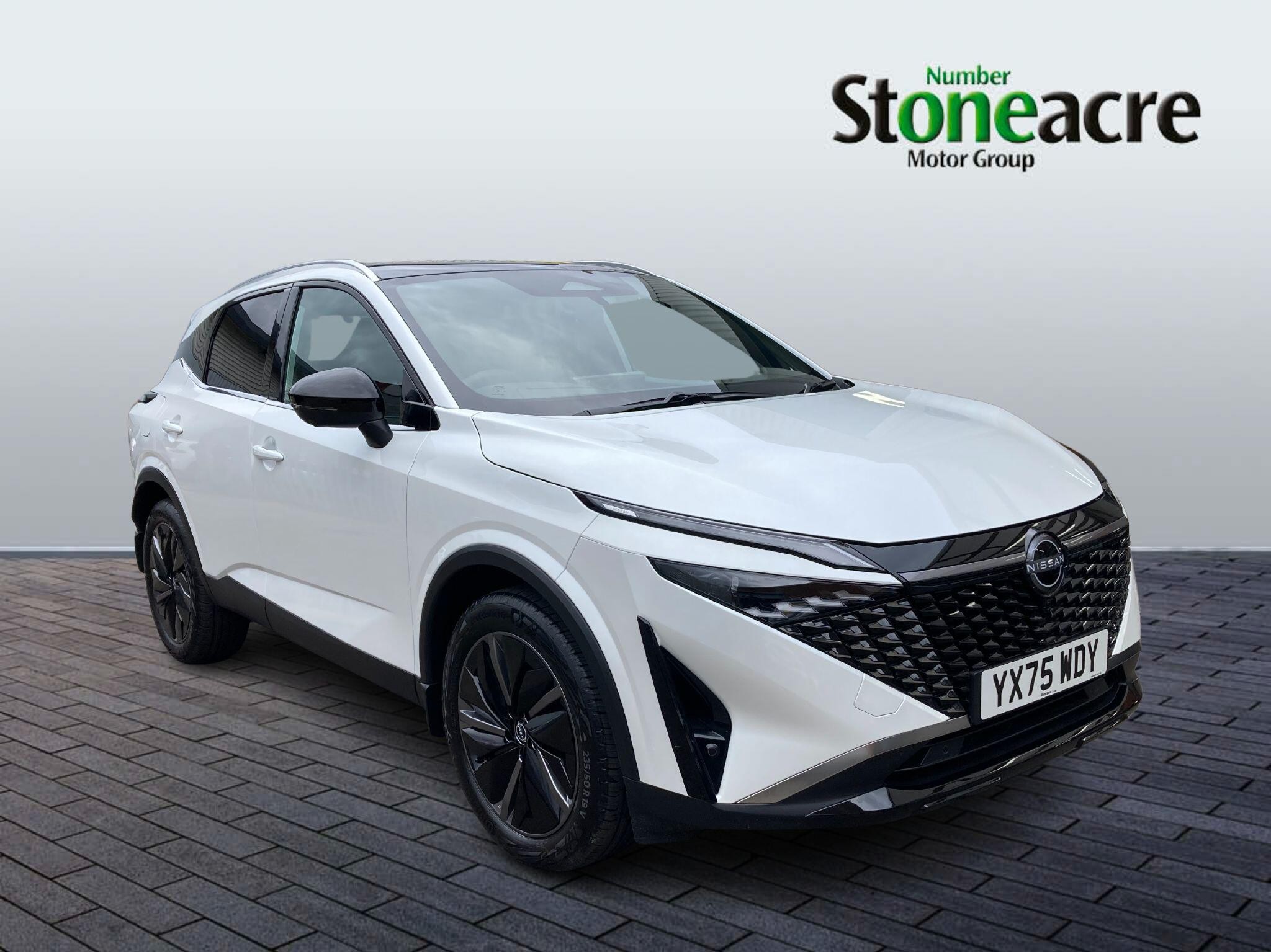 Main listing image - Nissan Qashqai
