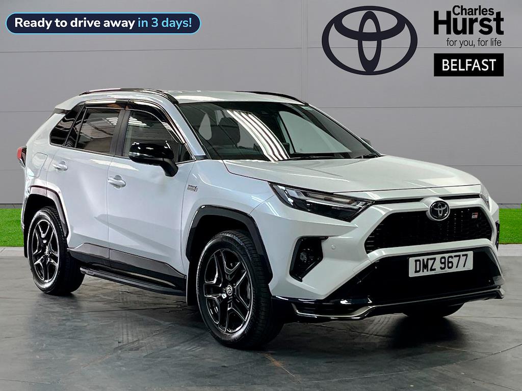 Main listing image - Toyota RAV4