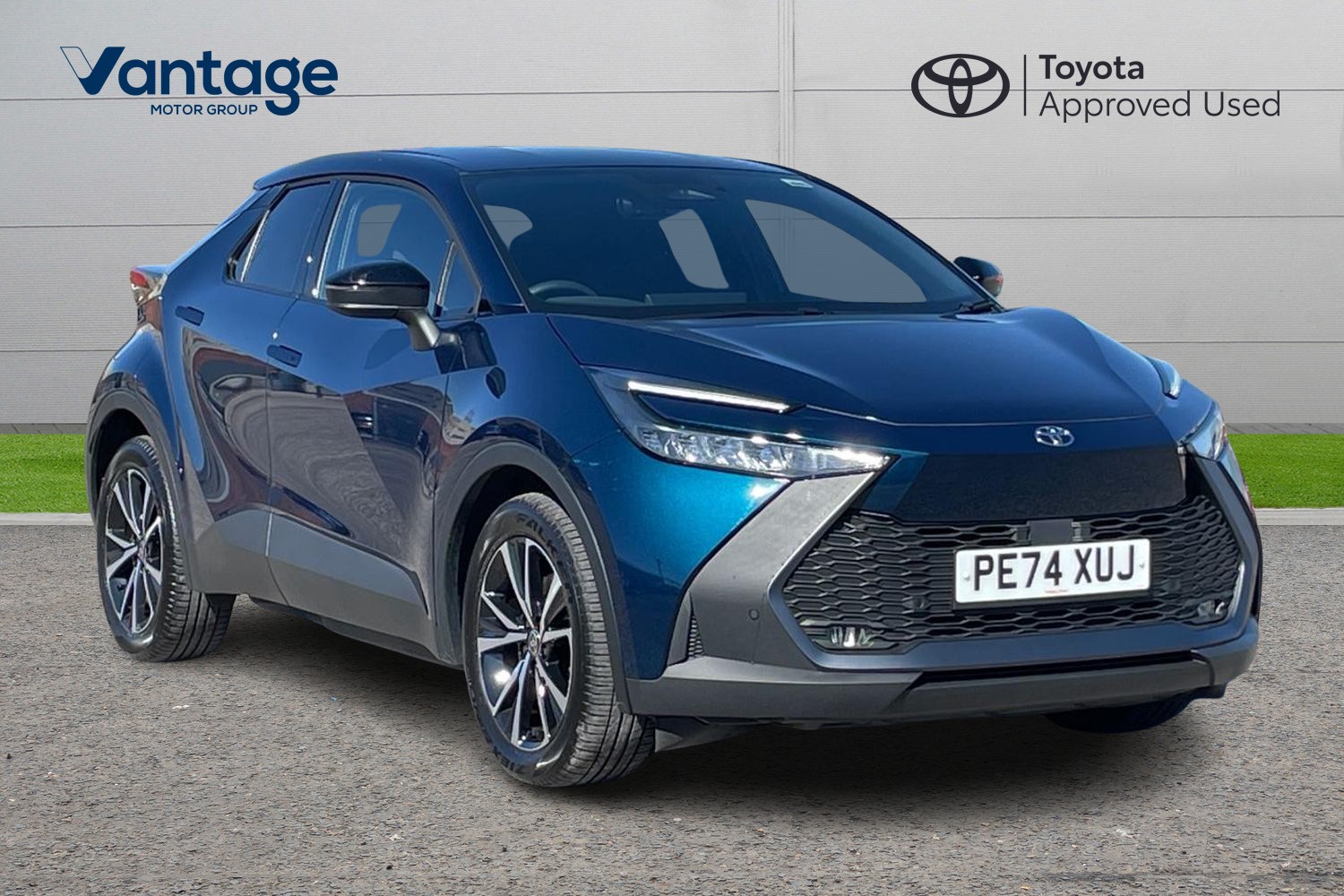 Main listing image - Toyota C-HR