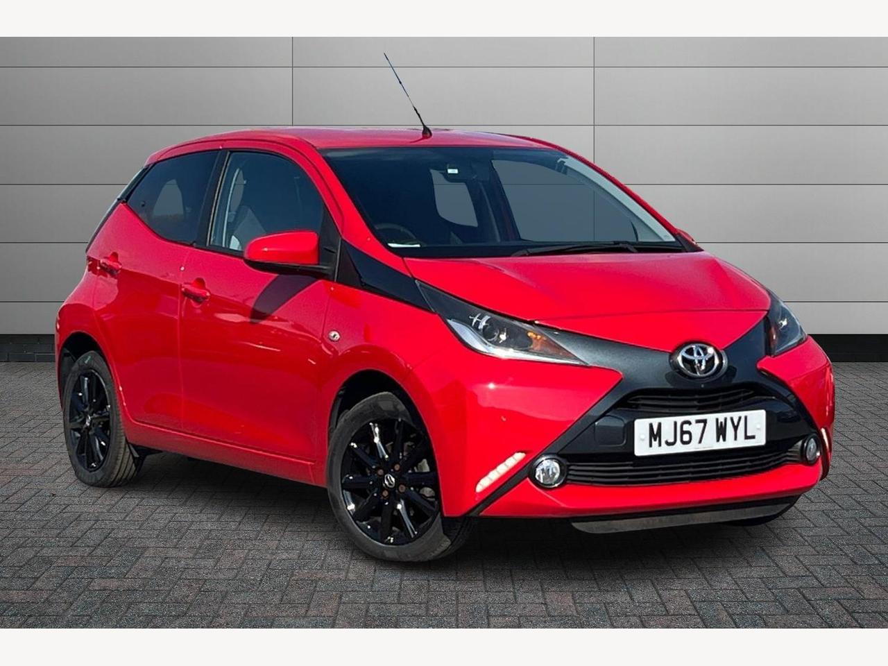 Main listing image - Toyota Aygo