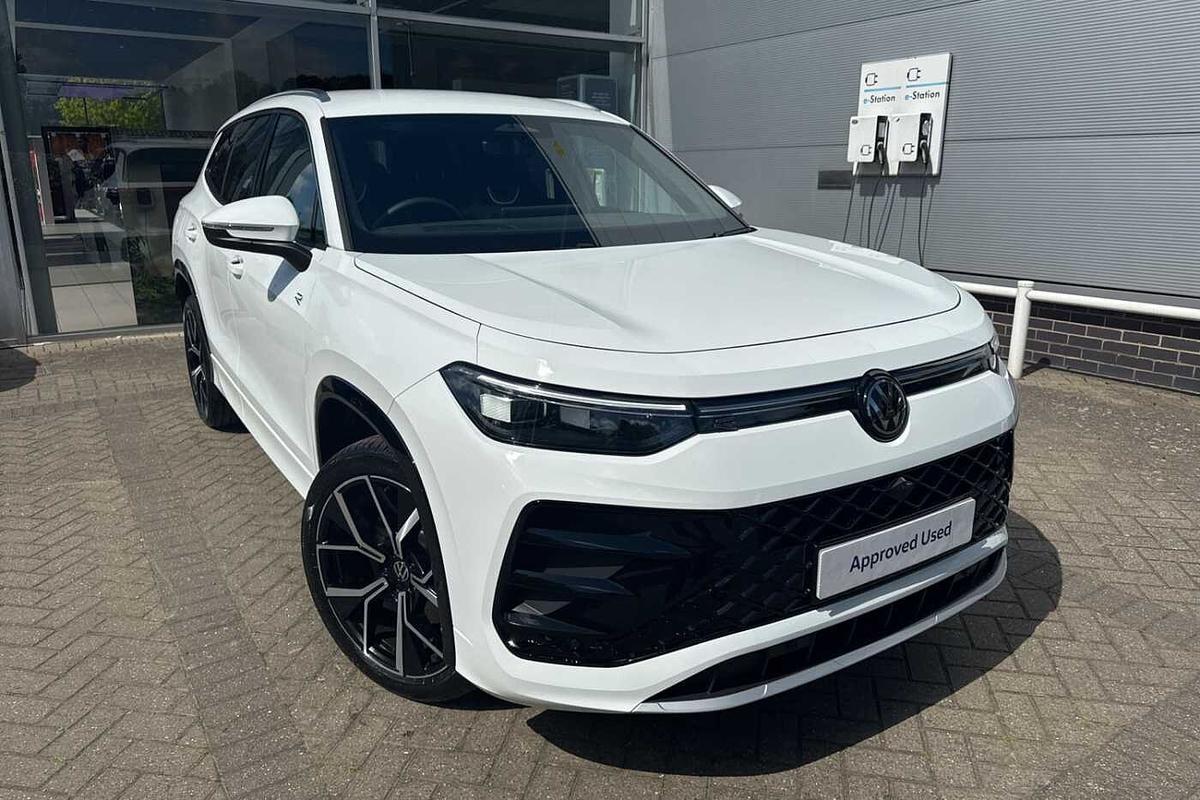 Main listing image - Volkswagen Tayron