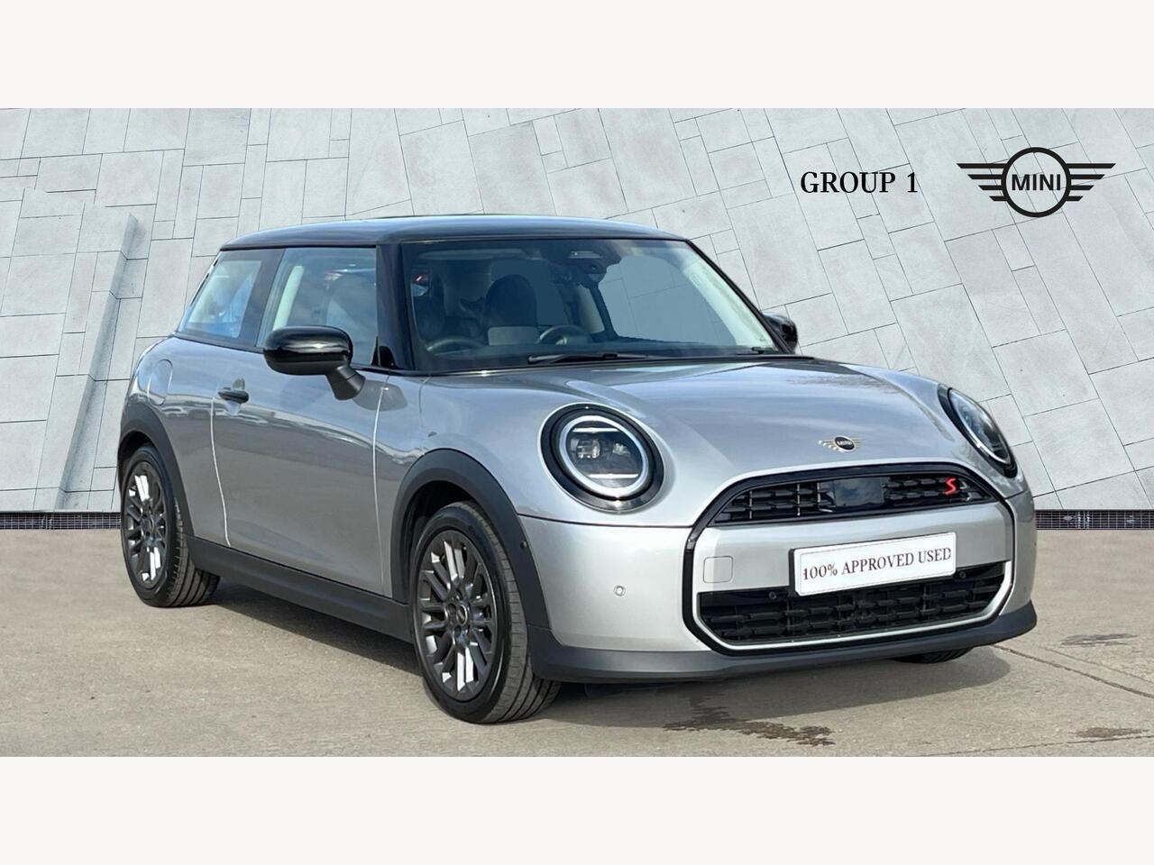 Main listing image - MINI Hatchback