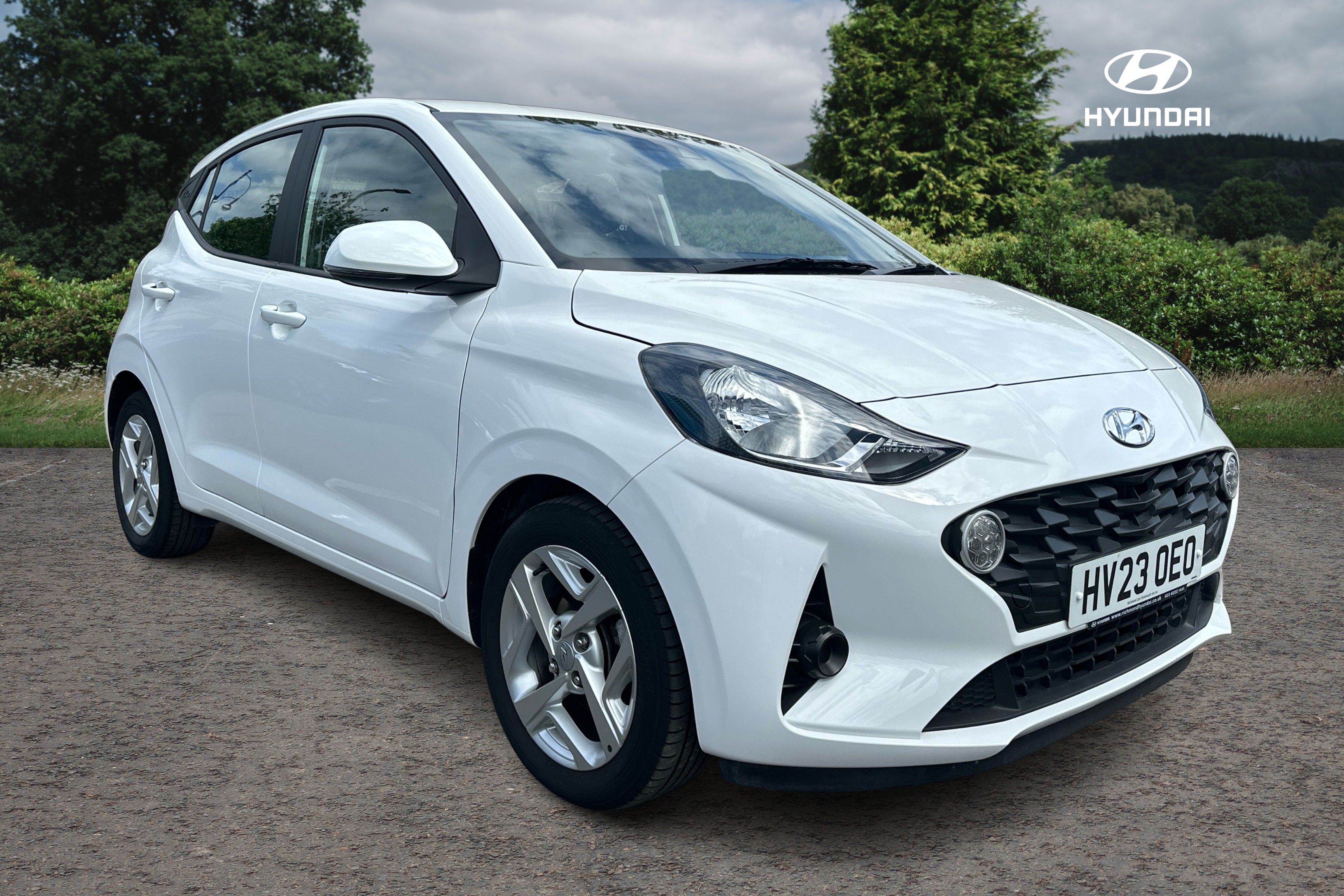 Main listing image - Hyundai i10