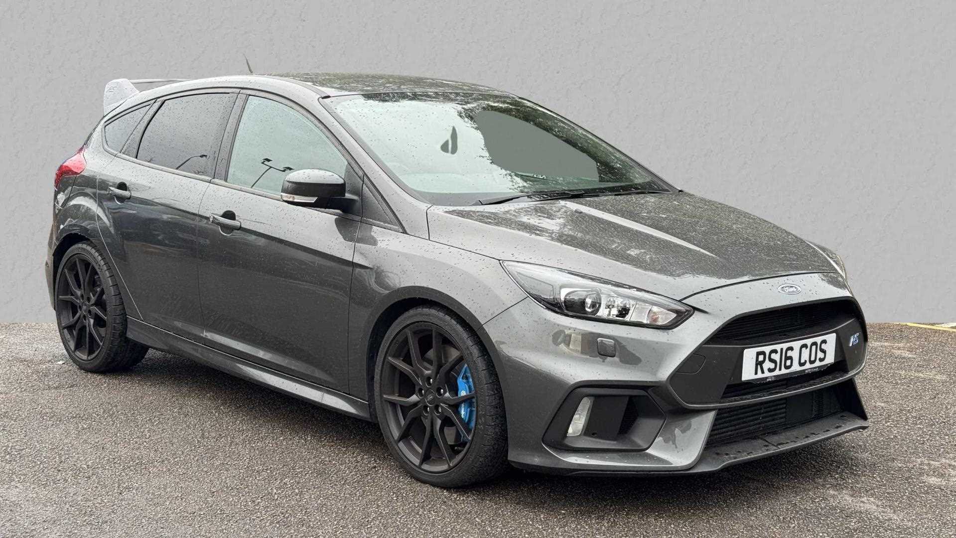 Main listing image - Ford Focus RS