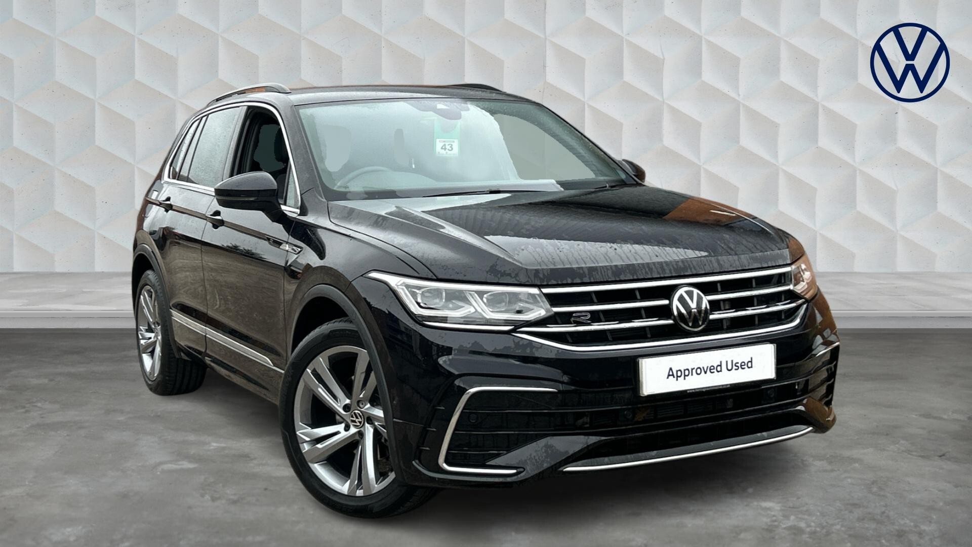 Main listing image - Volkswagen Tiguan