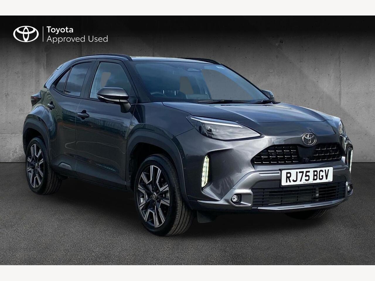 Main listing image - Toyota Yaris Cross