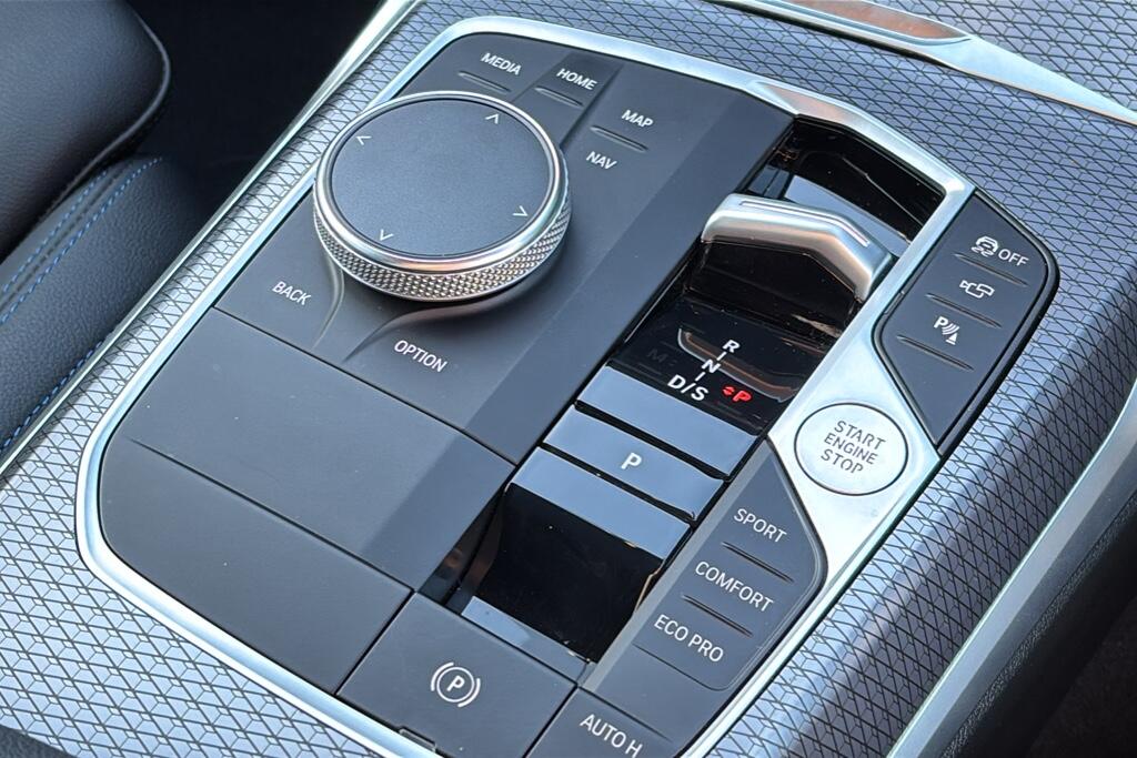 Main listing image - BMW 3 Series