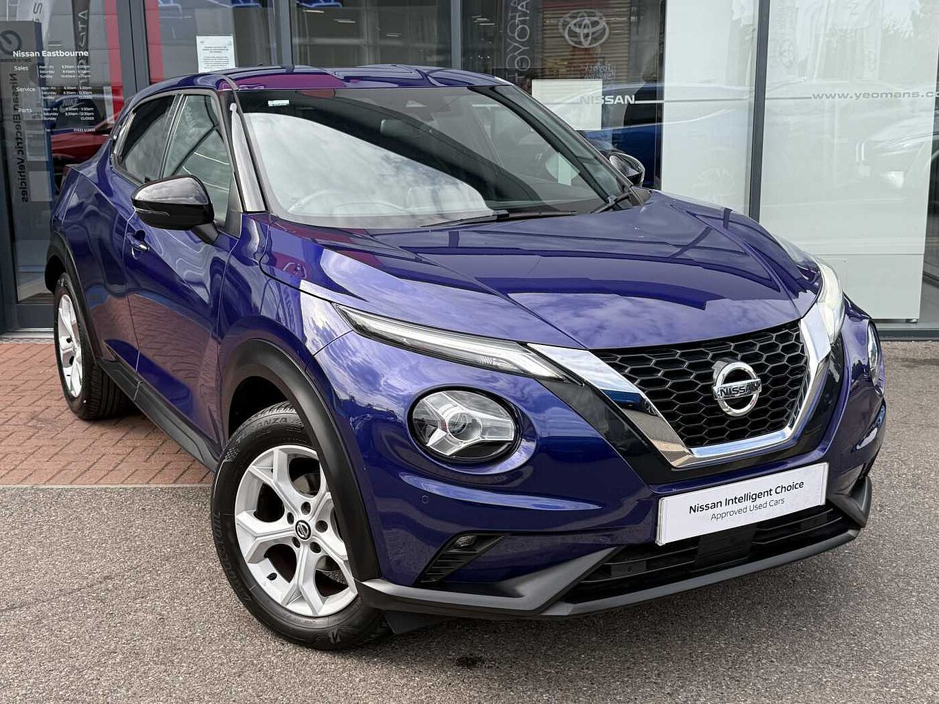 Main listing image - Nissan Juke