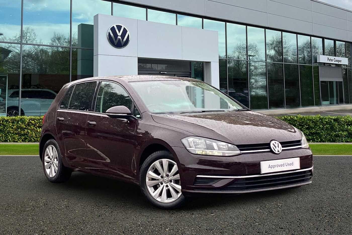 Main listing image - Volkswagen Golf