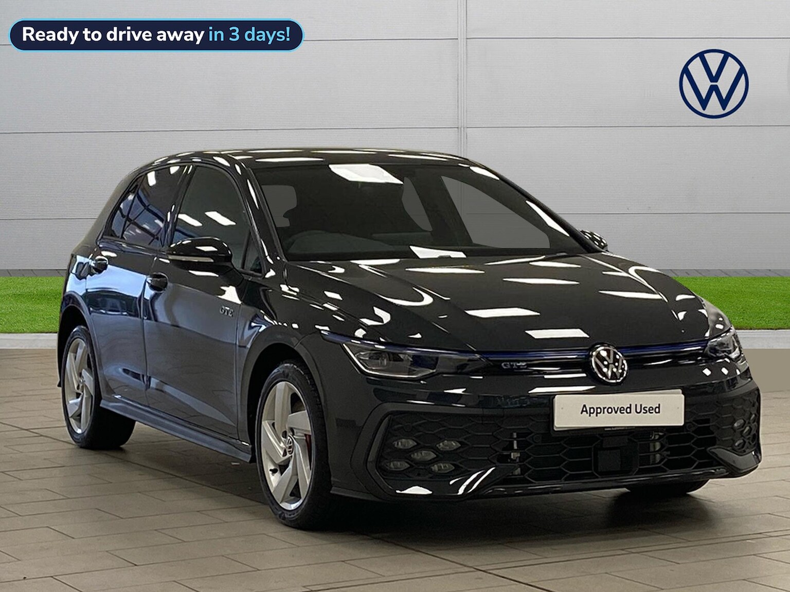 Main listing image - Volkswagen Golf