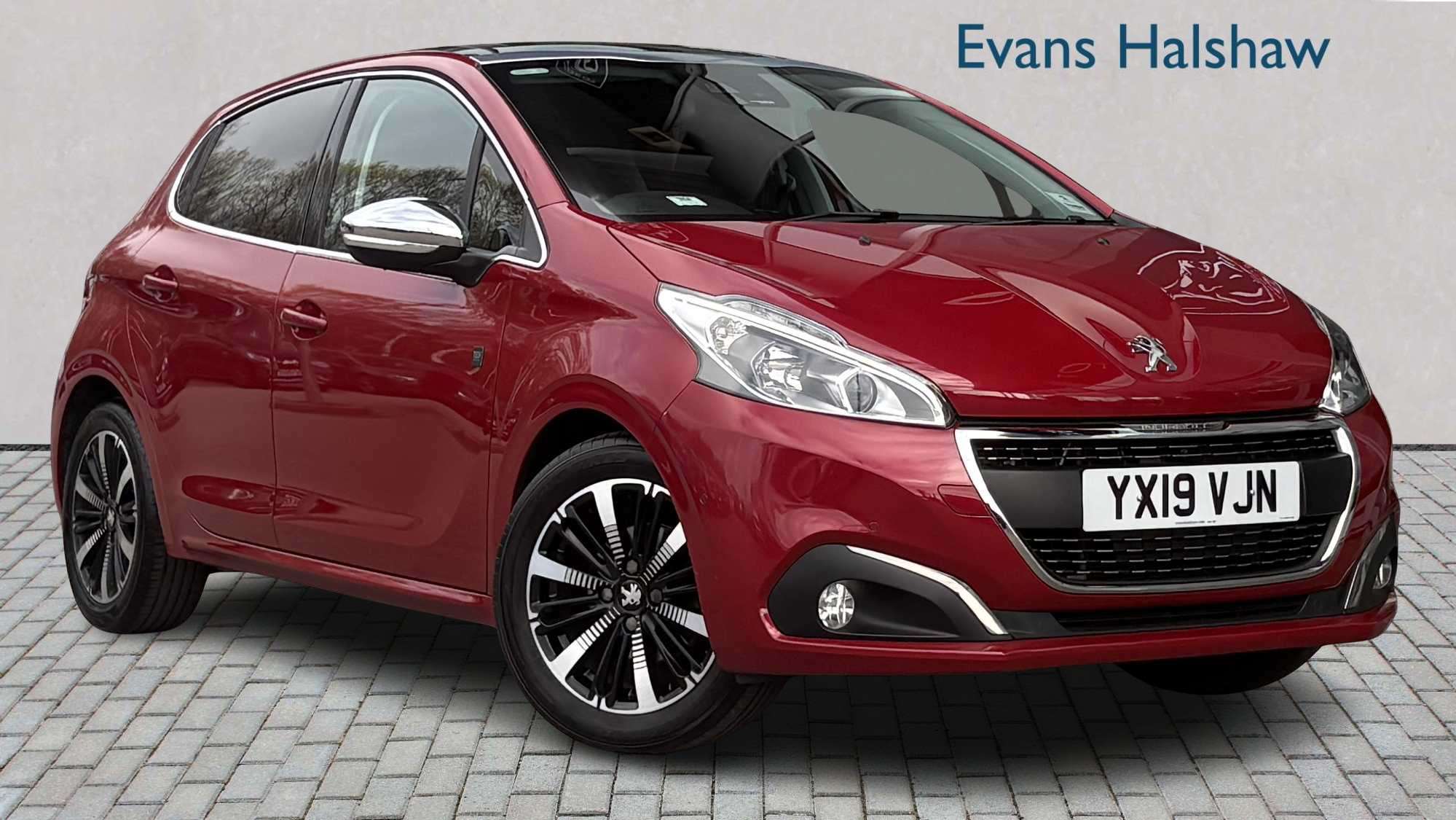 Main listing image - Peugeot 208