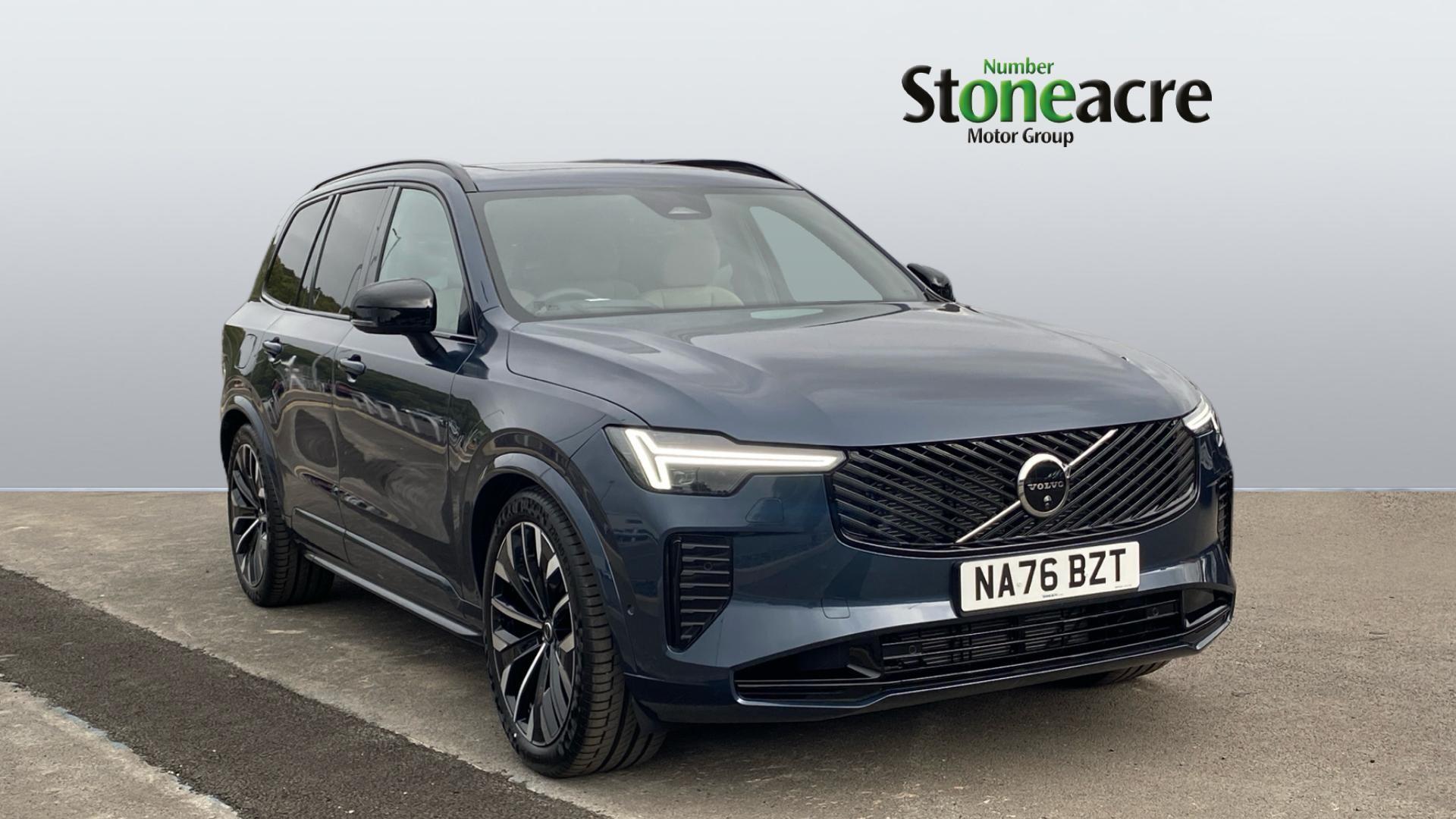 Main listing image - Volvo XC90
