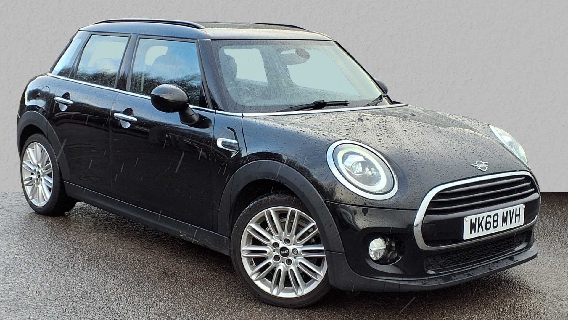 Main listing image - MINI Hatchback 5dr