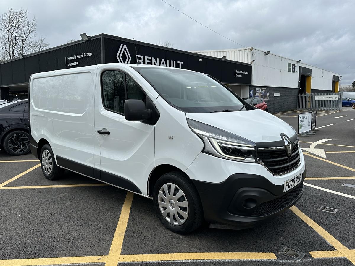 Main listing image - Renault Trafic